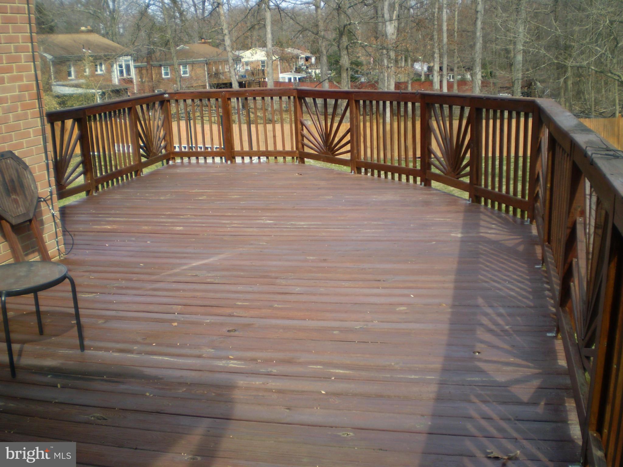 CHRIS MAR MANOR - Residential