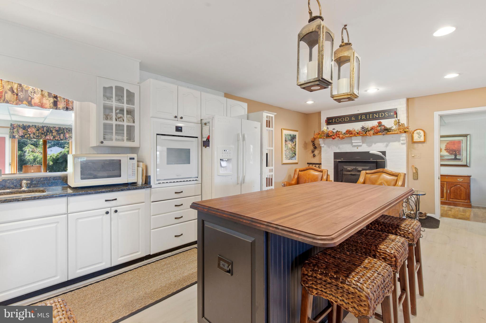 JARRETTSVILLE - Residential