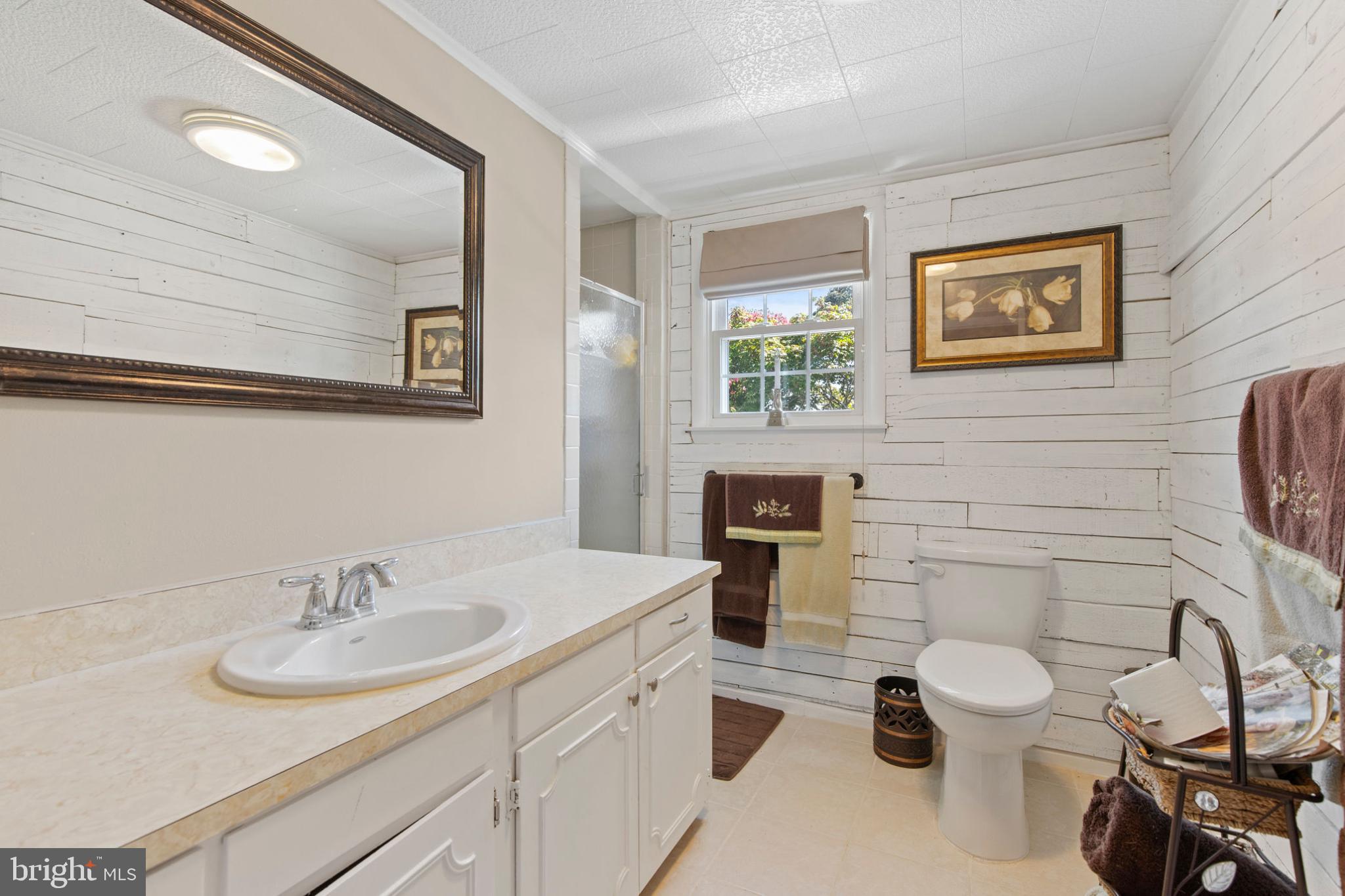 JARRETTSVILLE - Residential