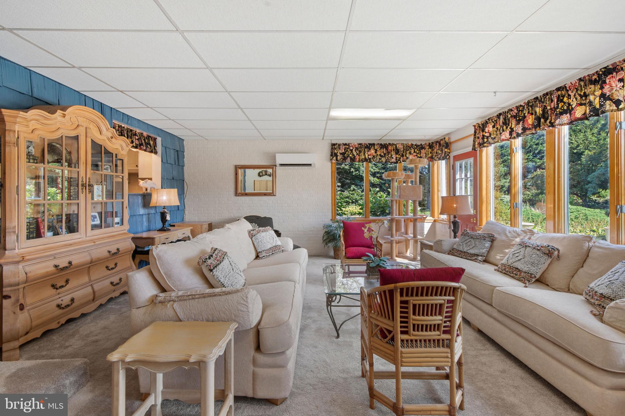 JARRETTSVILLE - Residential