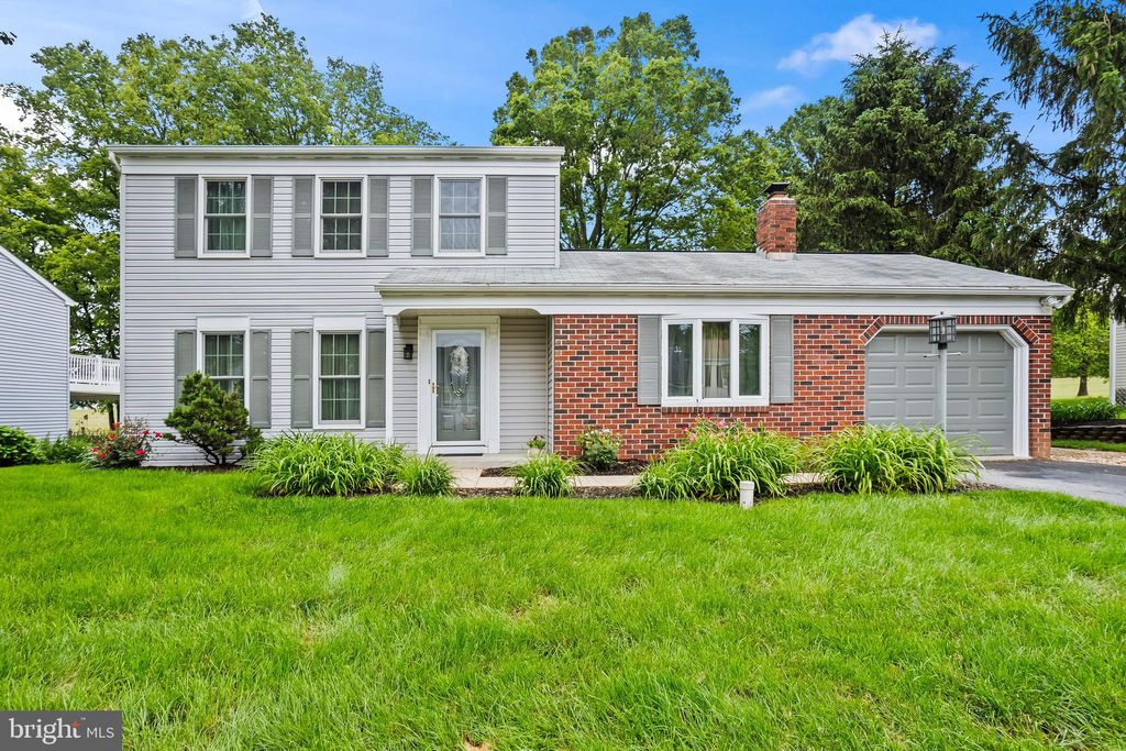 Photo of 33 Rosewood Lane, MARIETTA, PA 17547 (MLS # PALA2070768)