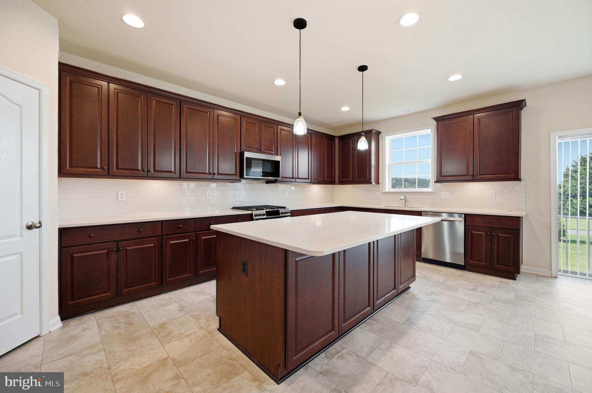 128 ALLIANCE COURT