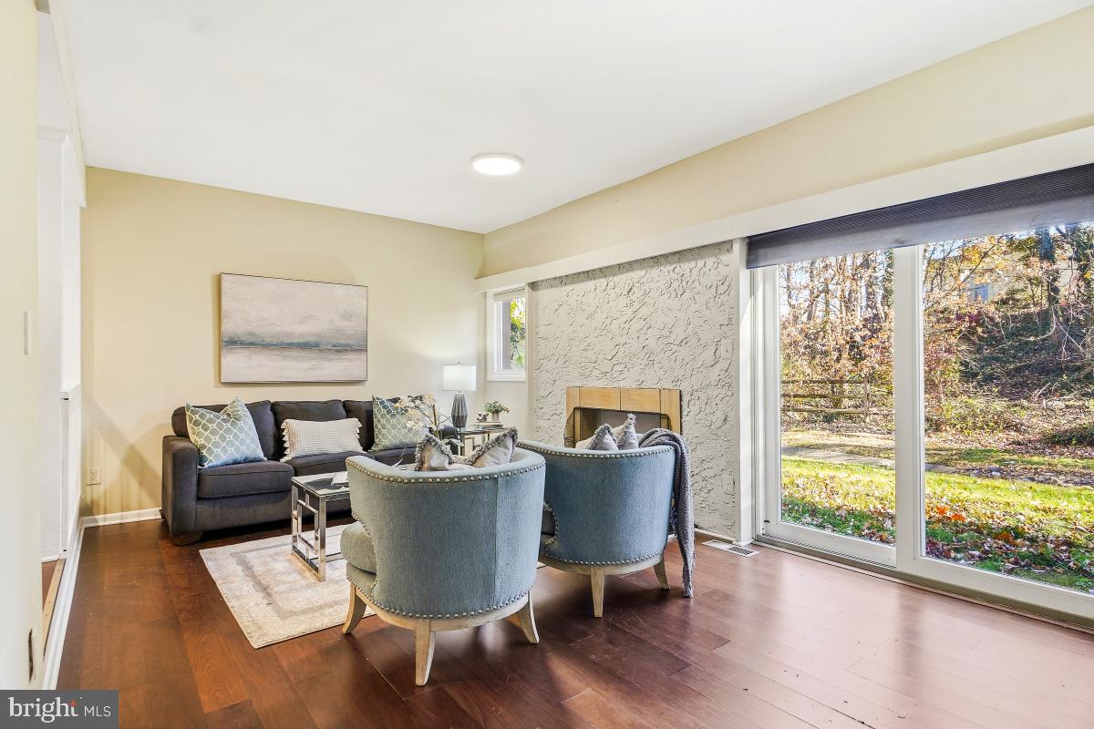 VILLAGE OF HARPERS CHOICE - Residential