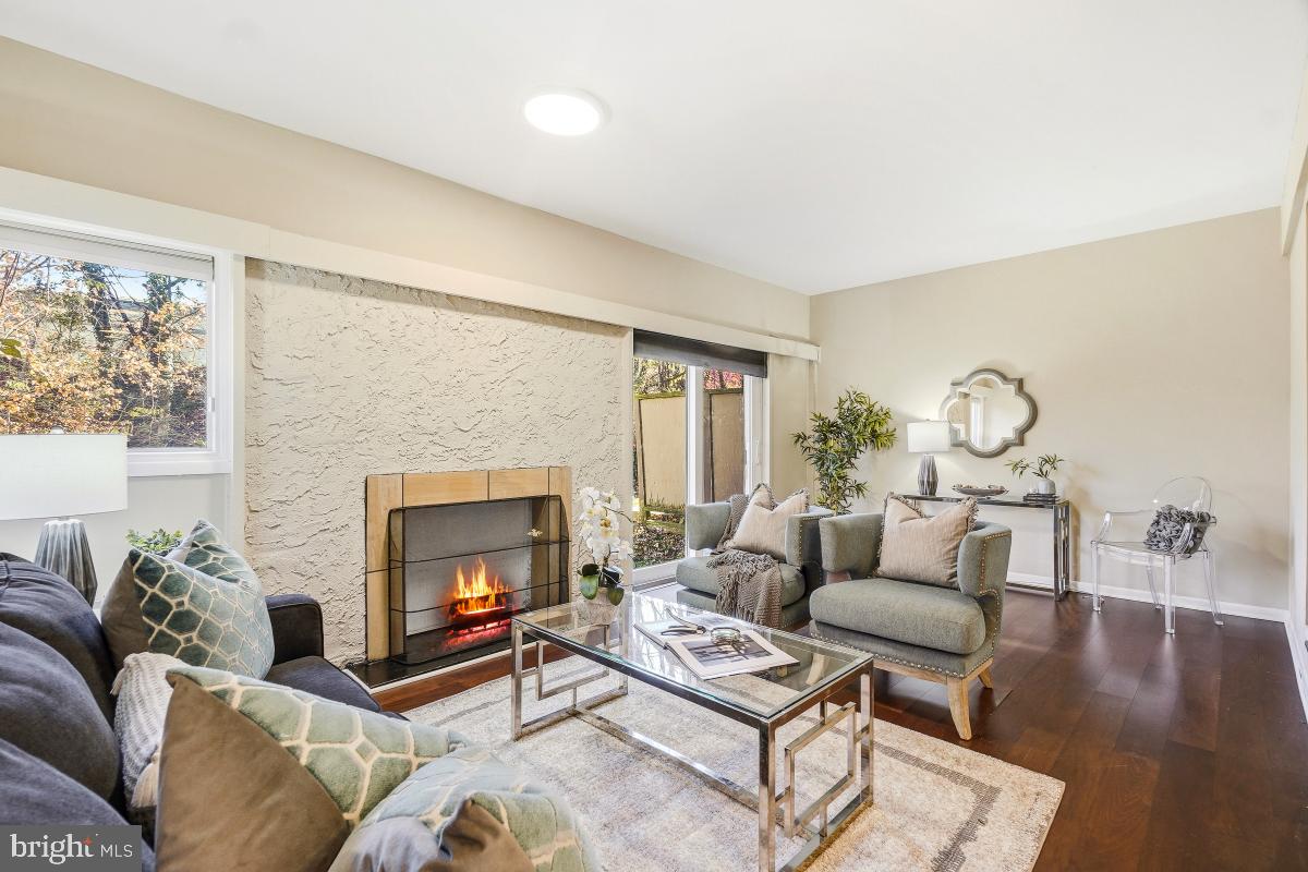 VILLAGE OF HARPERS CHOICE - Residential