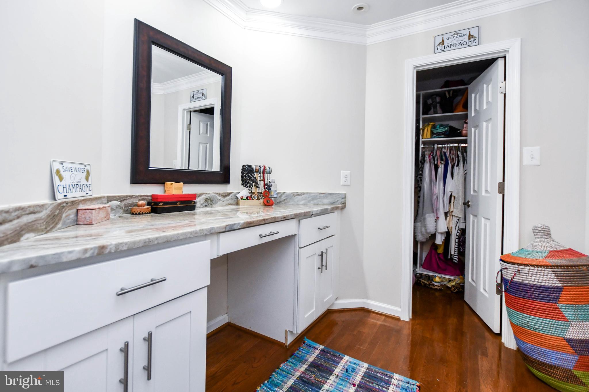 FLOWER VALLEY - Residential