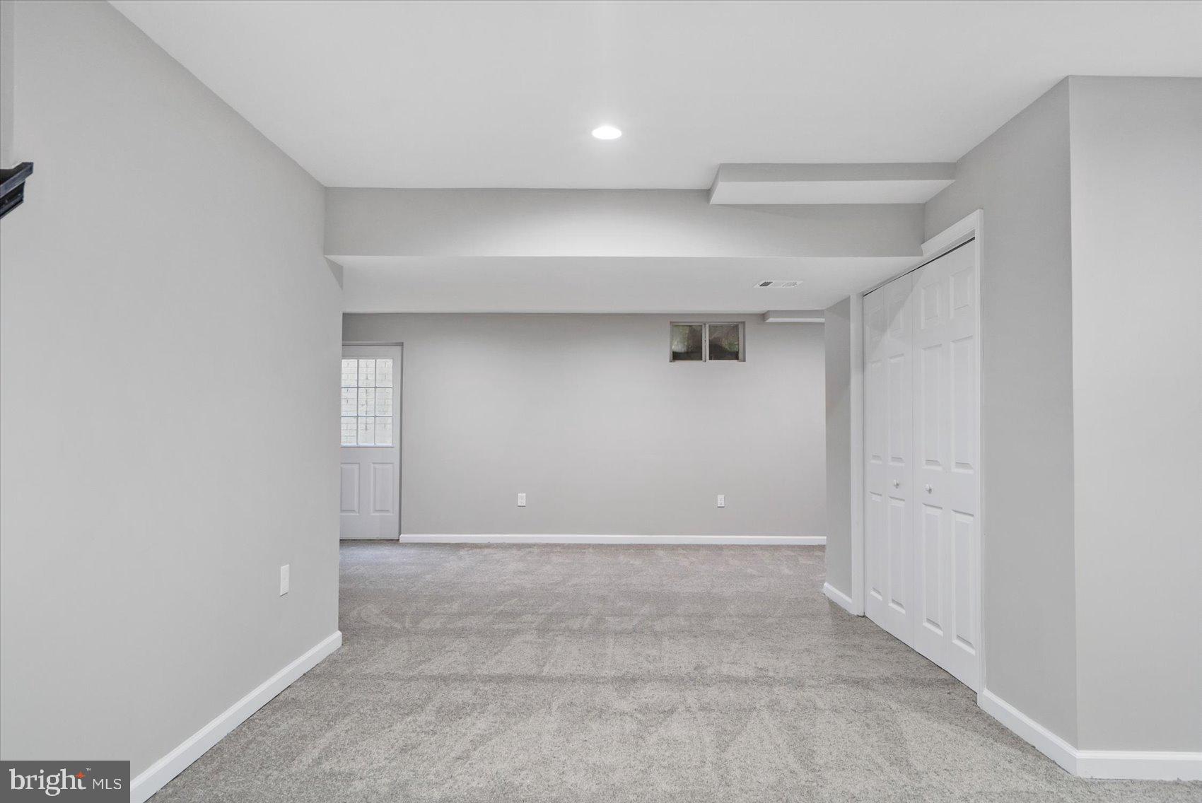 CARROLLTON MANOR - Residential