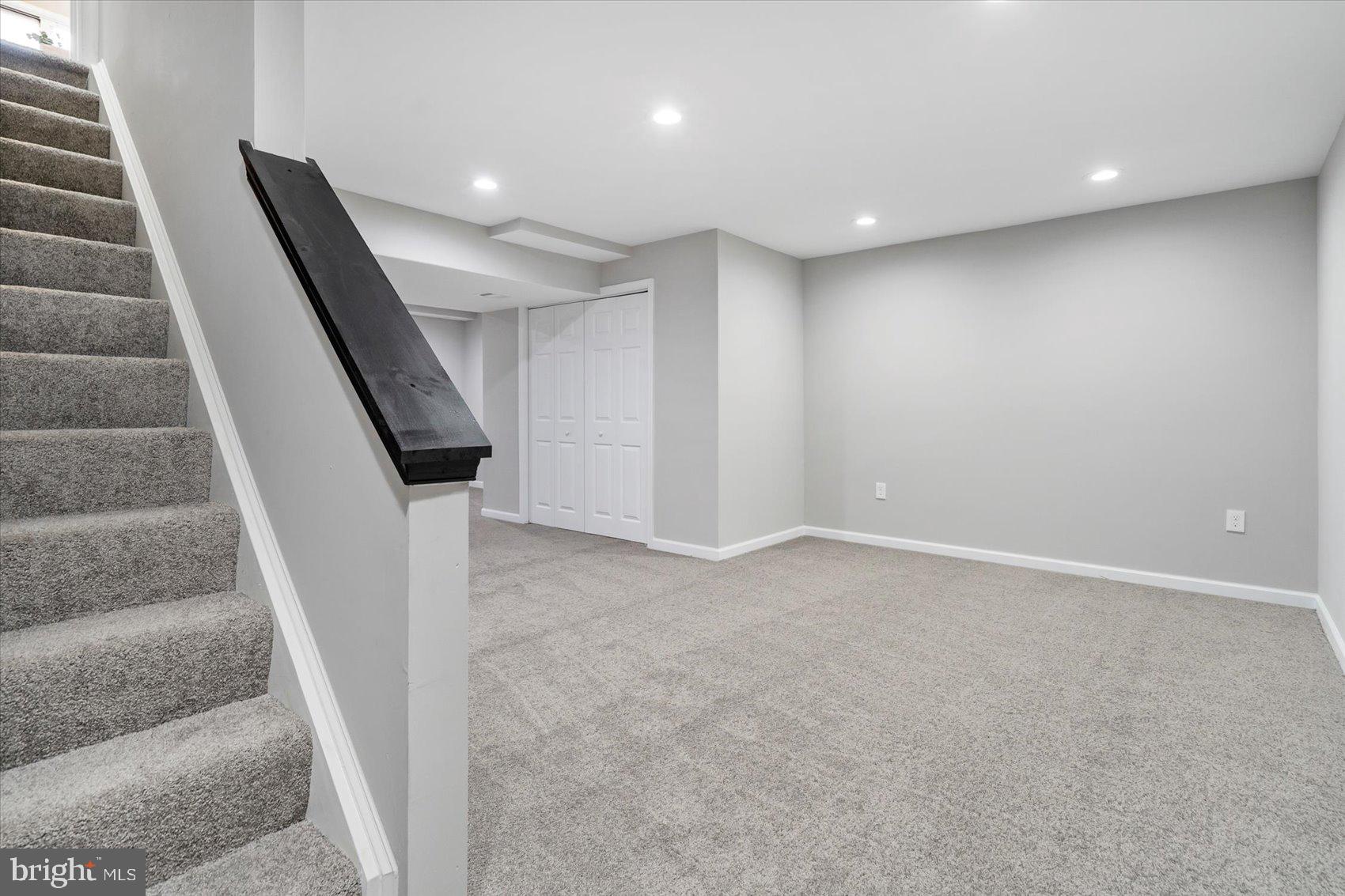 CARROLLTON MANOR - Residential