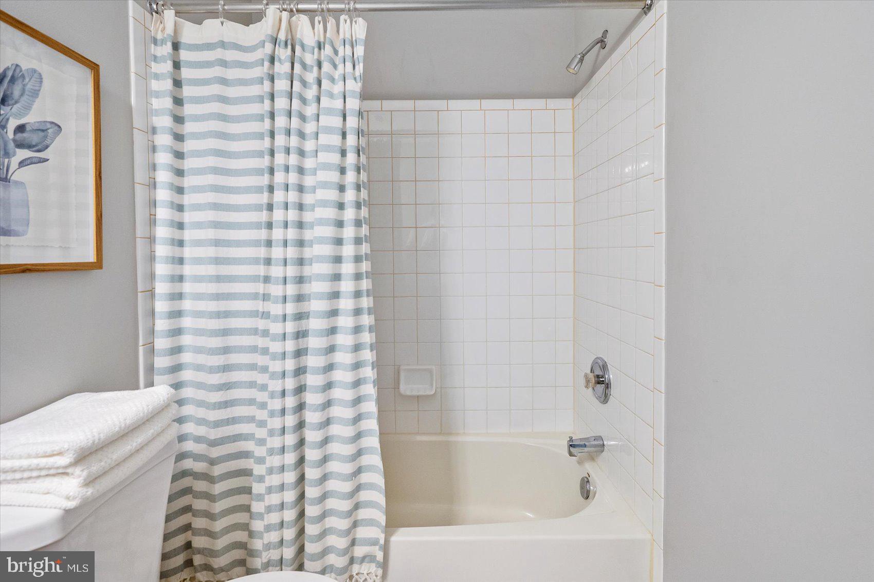 CARROLLTON MANOR - Residential