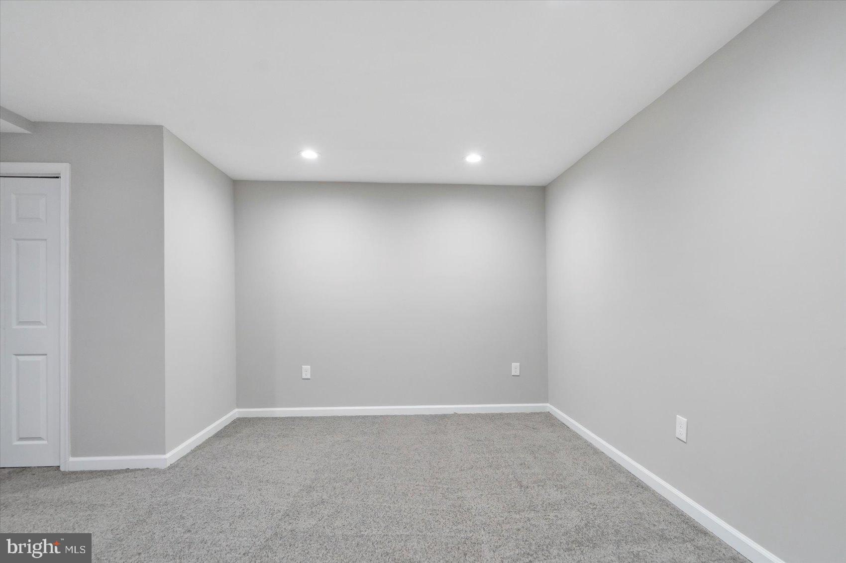 CARROLLTON MANOR - Residential