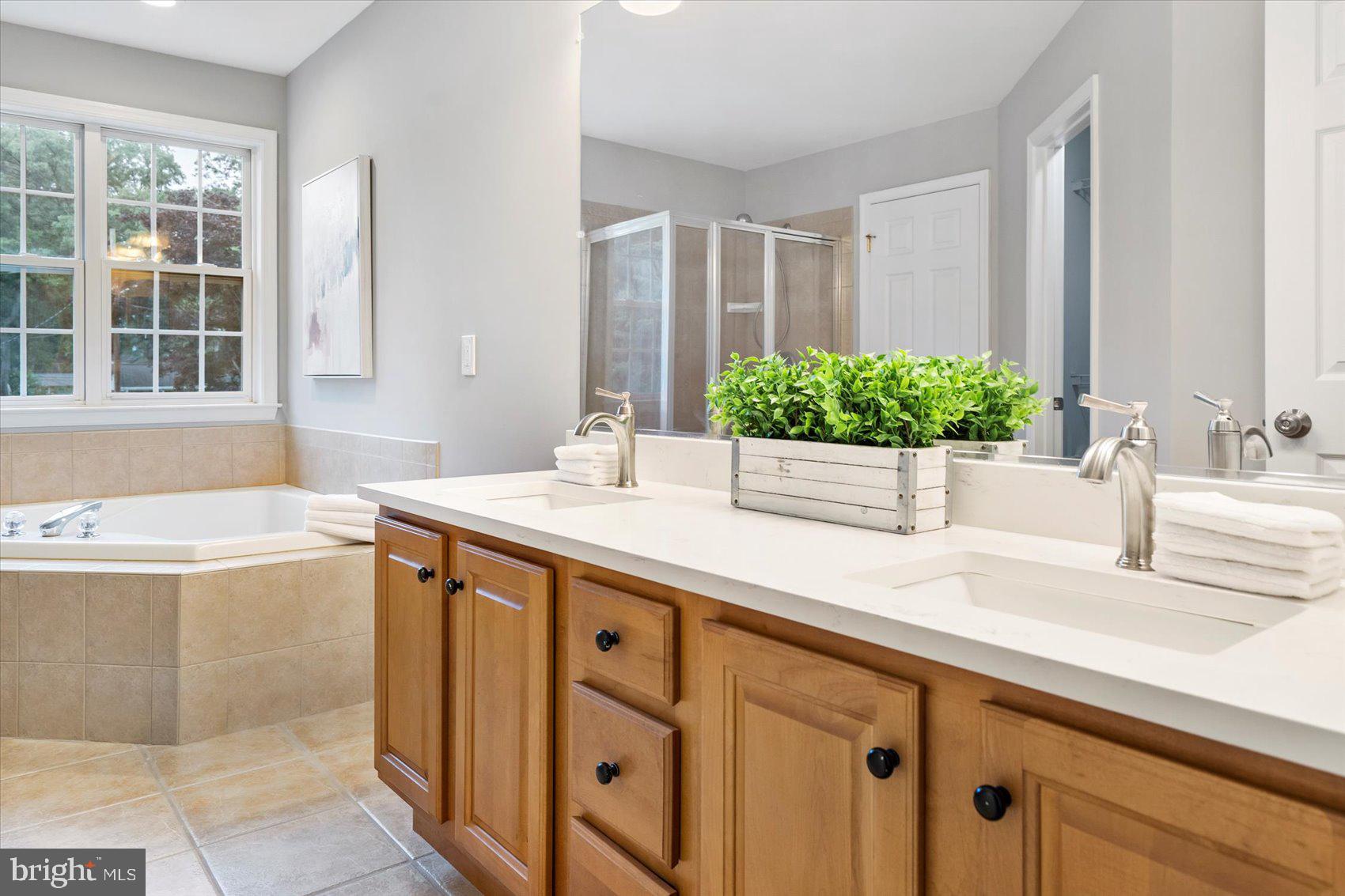 CARROLLTON MANOR - Residential