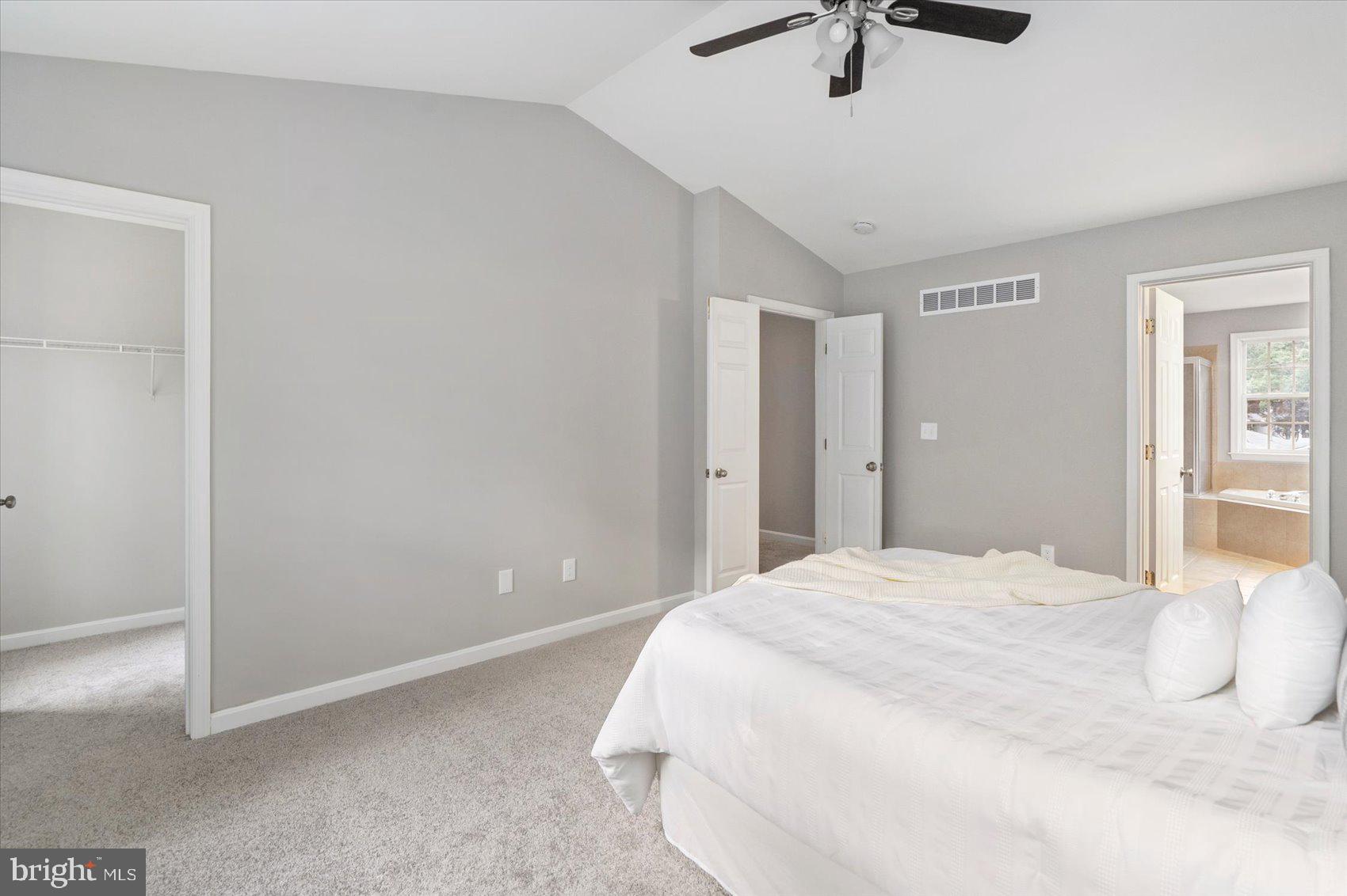 CARROLLTON MANOR - Residential