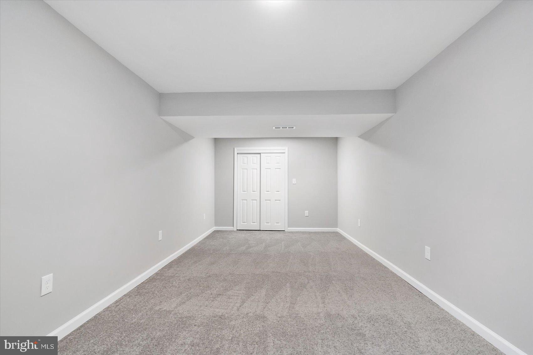 CARROLLTON MANOR - Residential