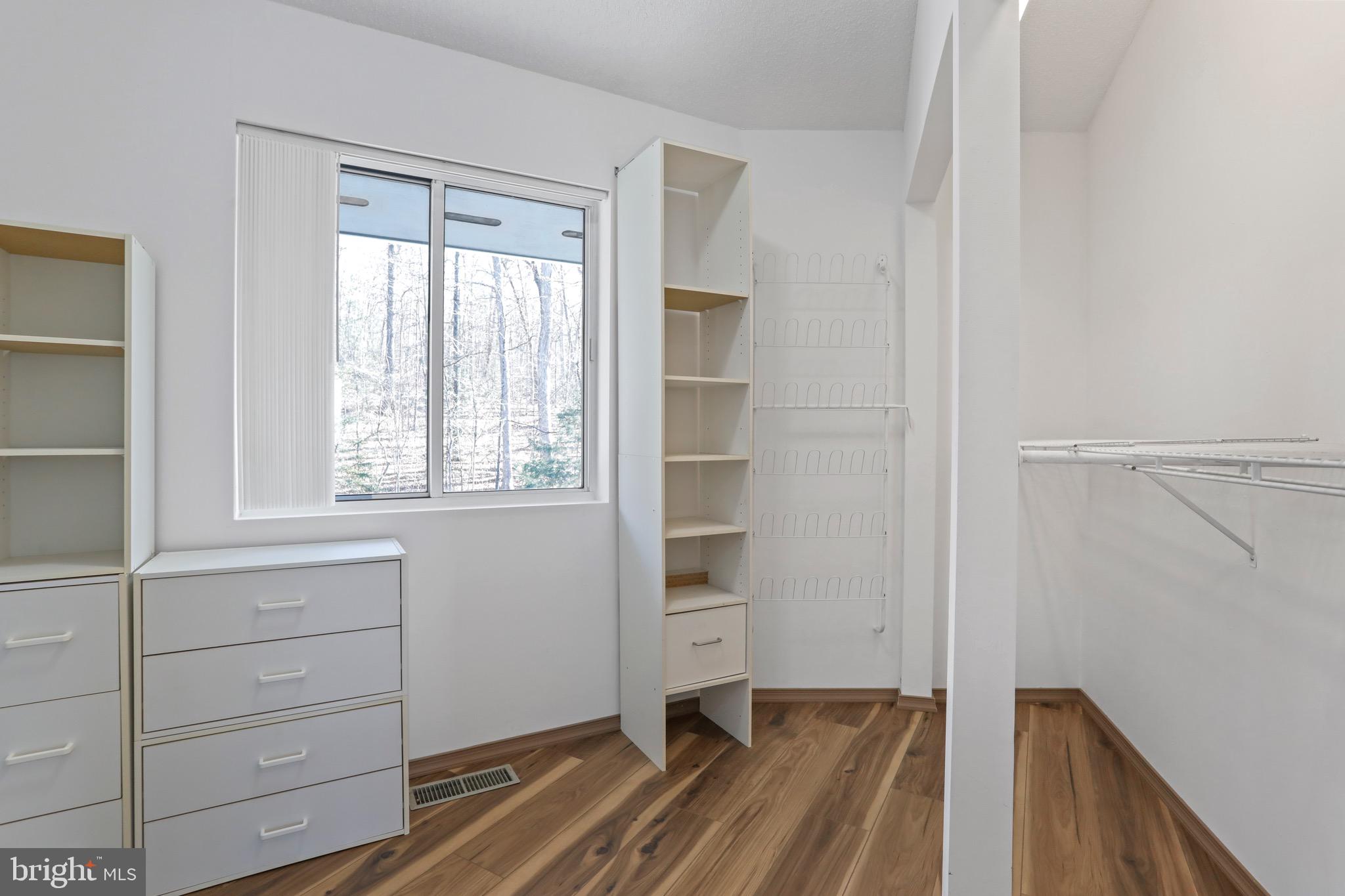 MOUNTAIN WALK - Residential