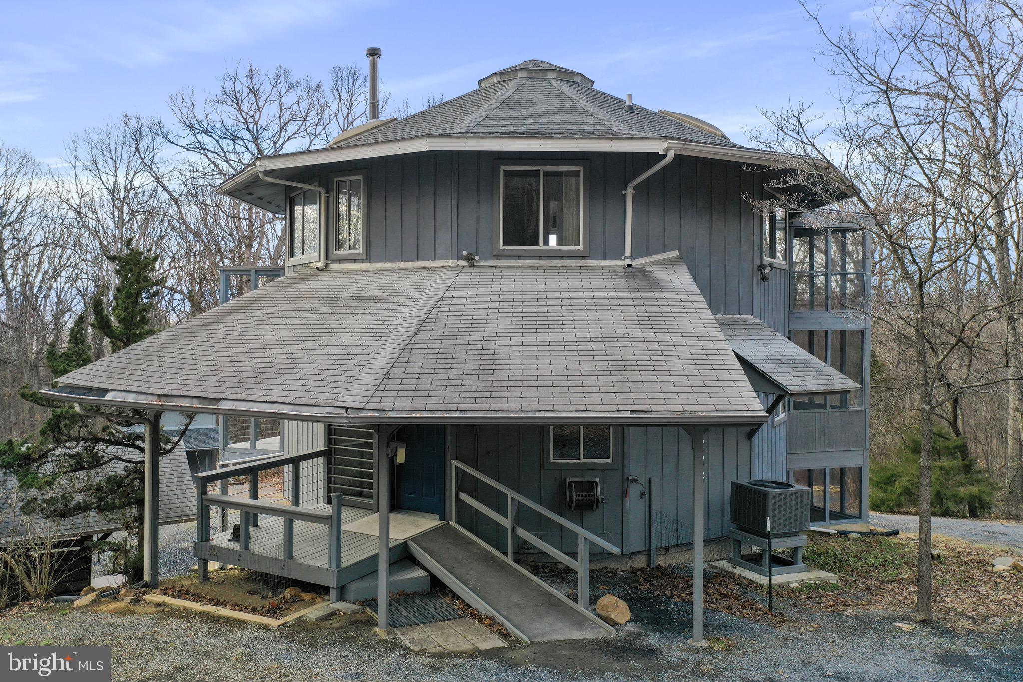 MOUNTAIN WALK - Residential
