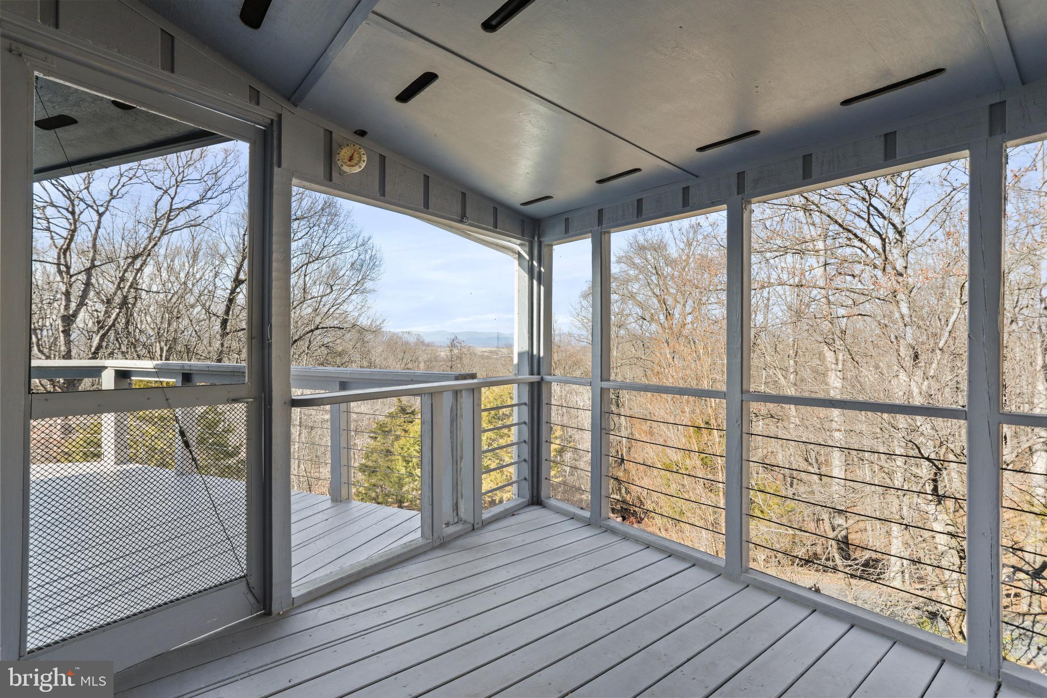 MOUNTAIN WALK - Residential