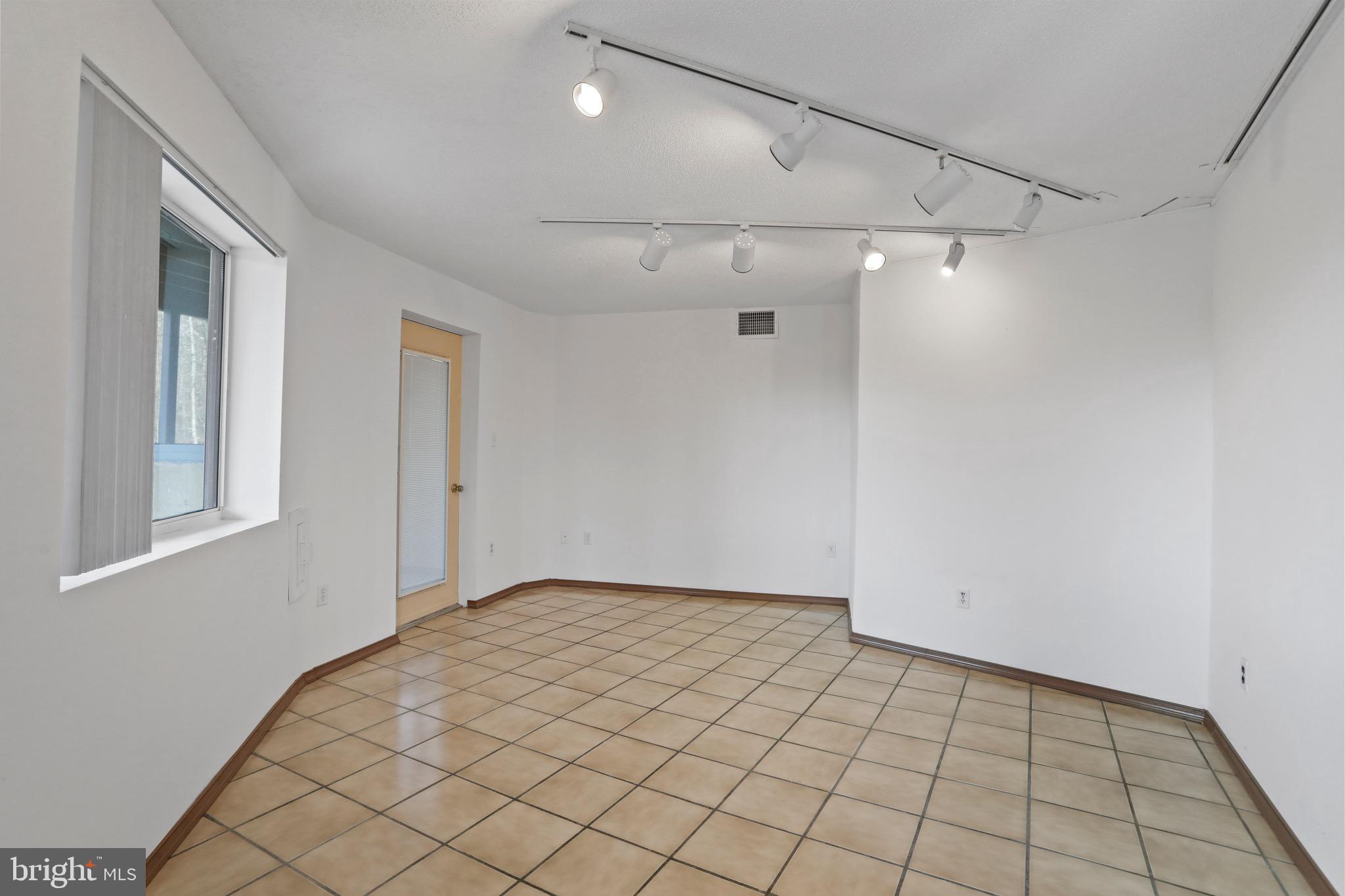 MOUNTAIN WALK - Residential