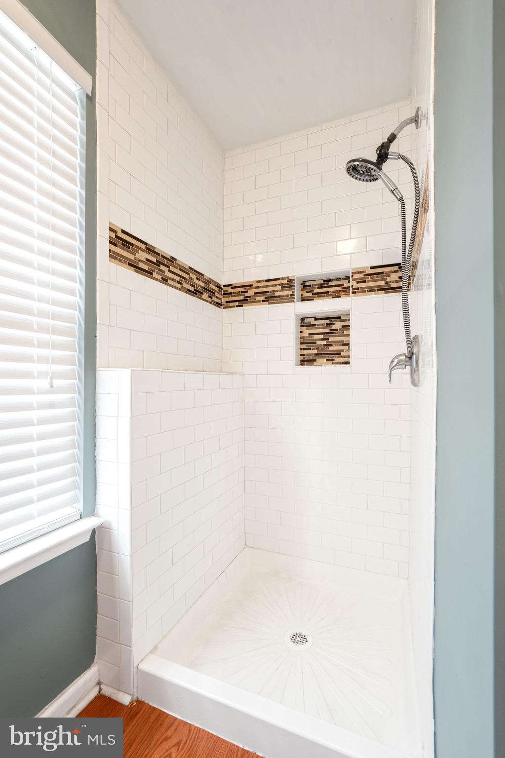 PRESIDENTIAL LAKES - Residential