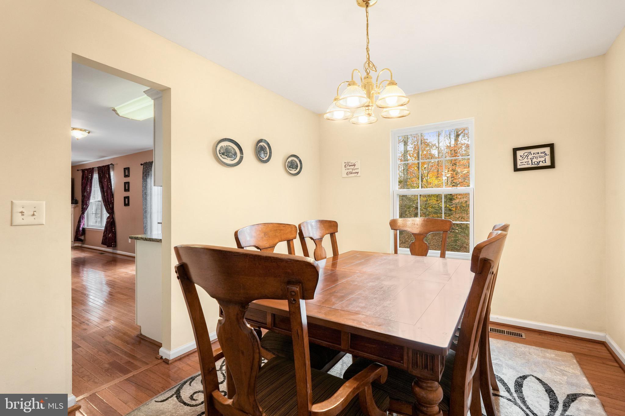 PRESIDENTIAL LAKES - Residential