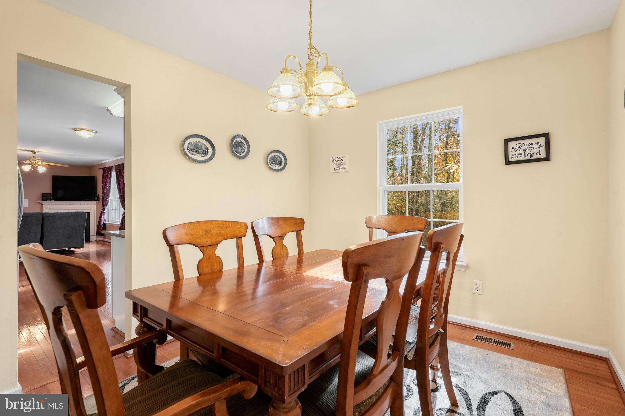 PRESIDENTIAL LAKES - Residential