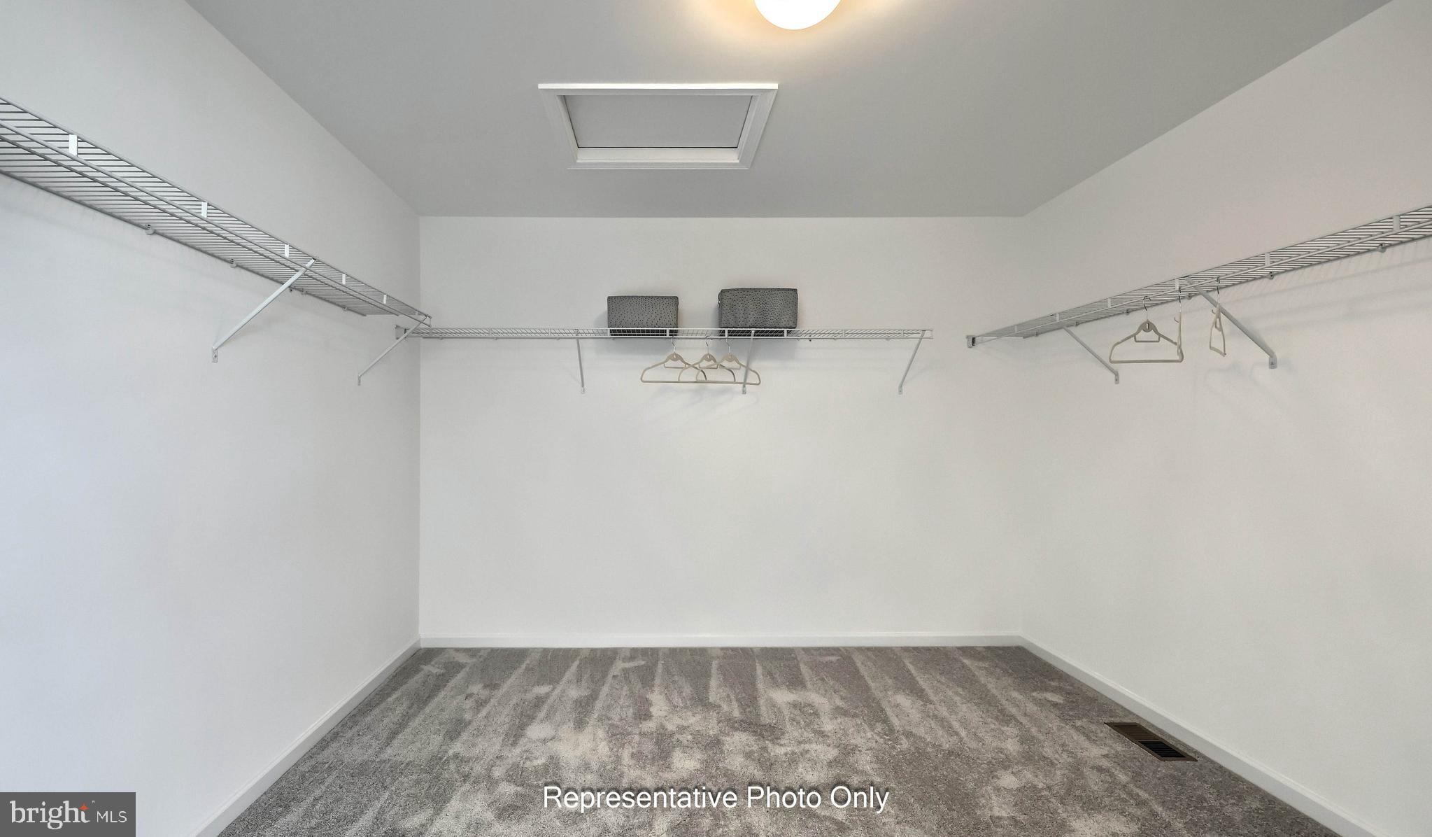 MOUNTAIN VIEW ESTATES - Residential