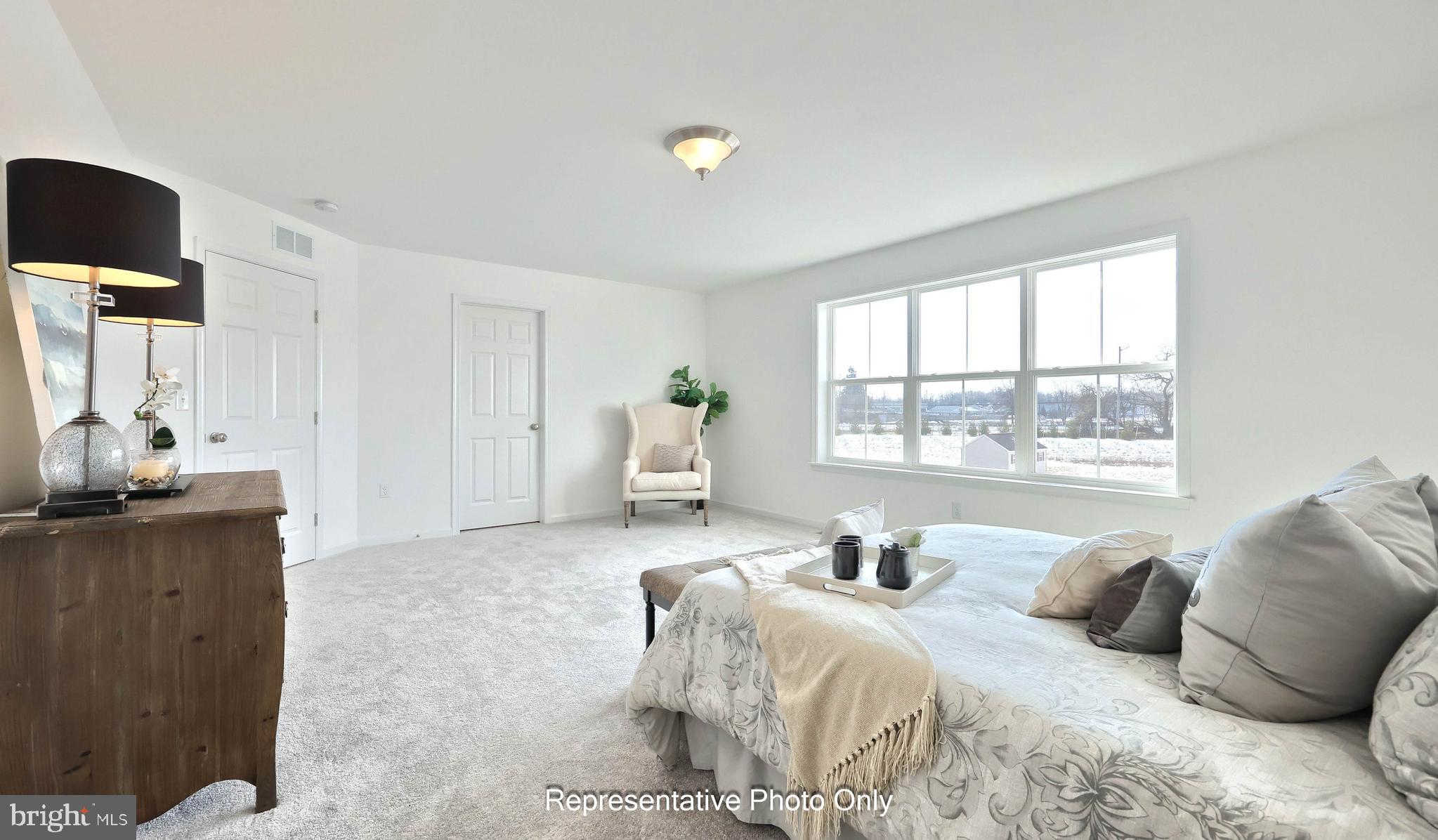 MOUNTAIN VIEW ESTATES - Residential