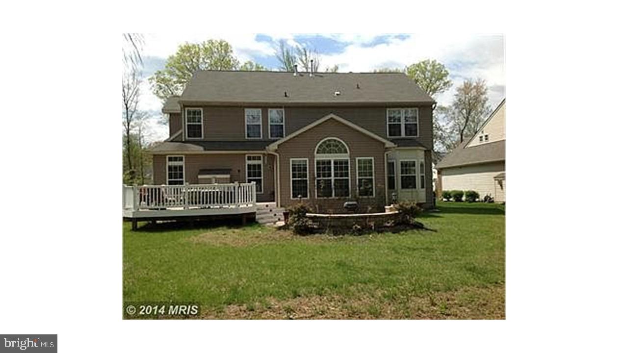 SHAMROCK MANOR - Residential Lease