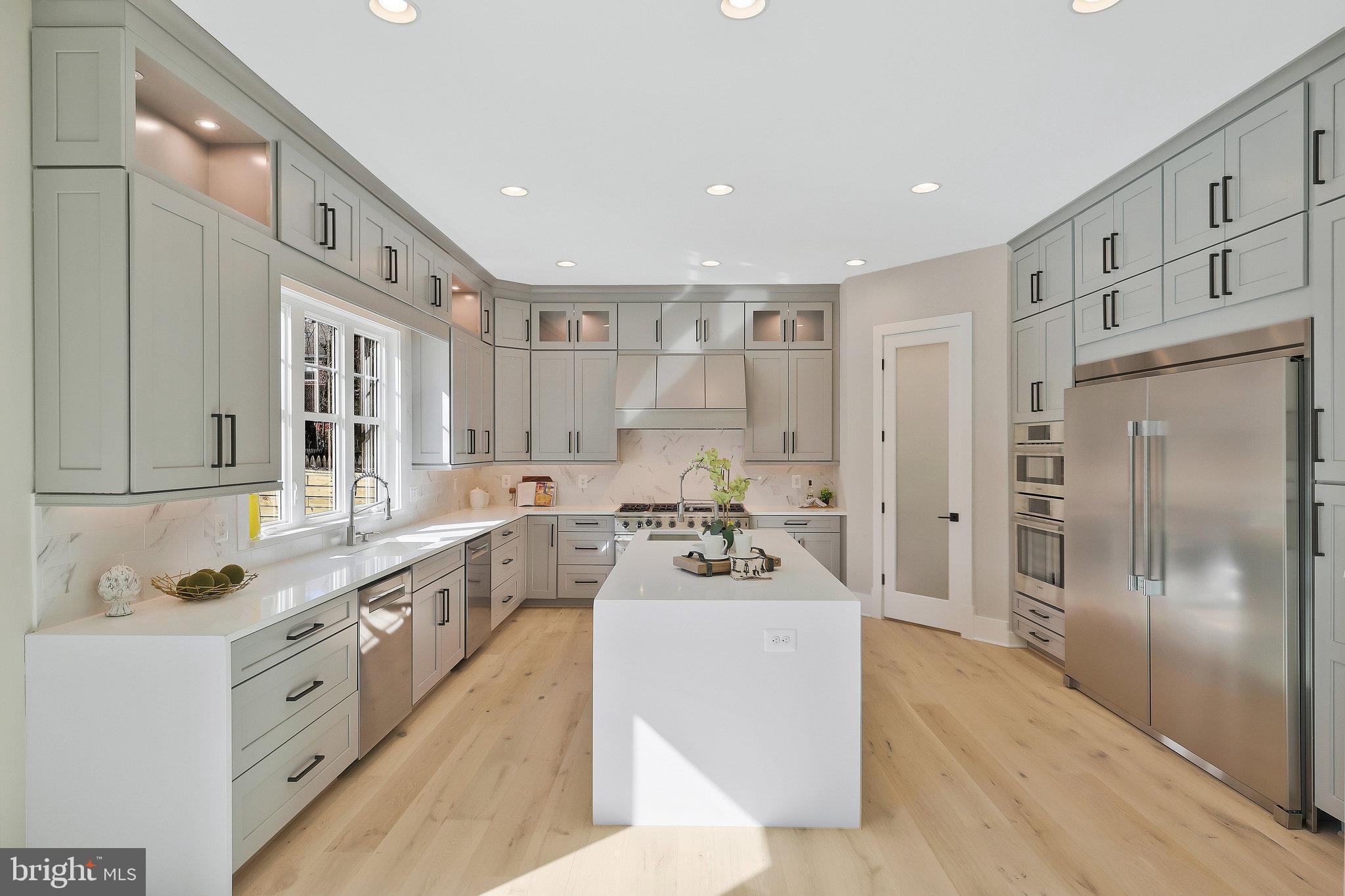 POPLAR HEIGHTS - Residential