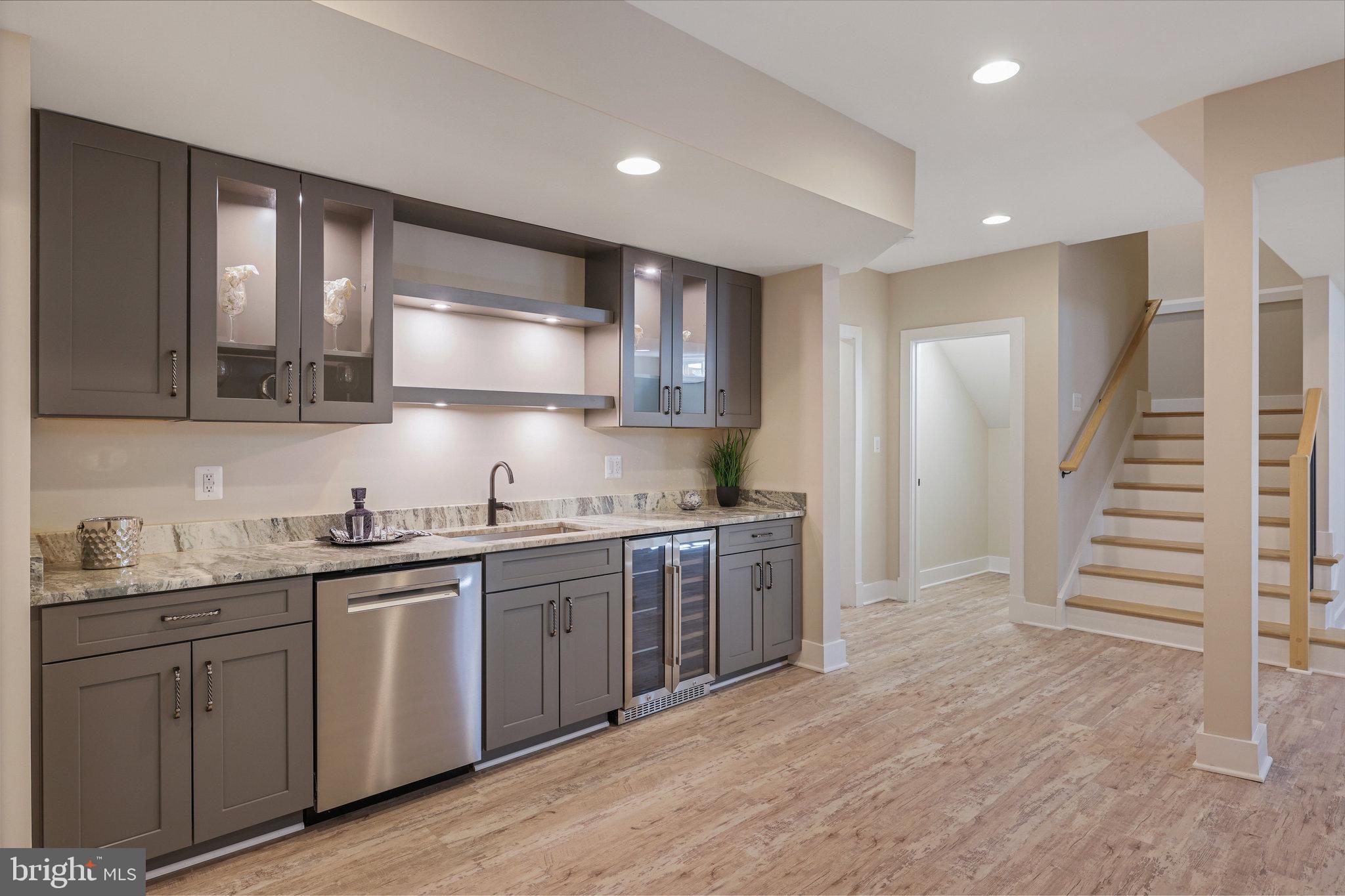 POPLAR HEIGHTS - Residential