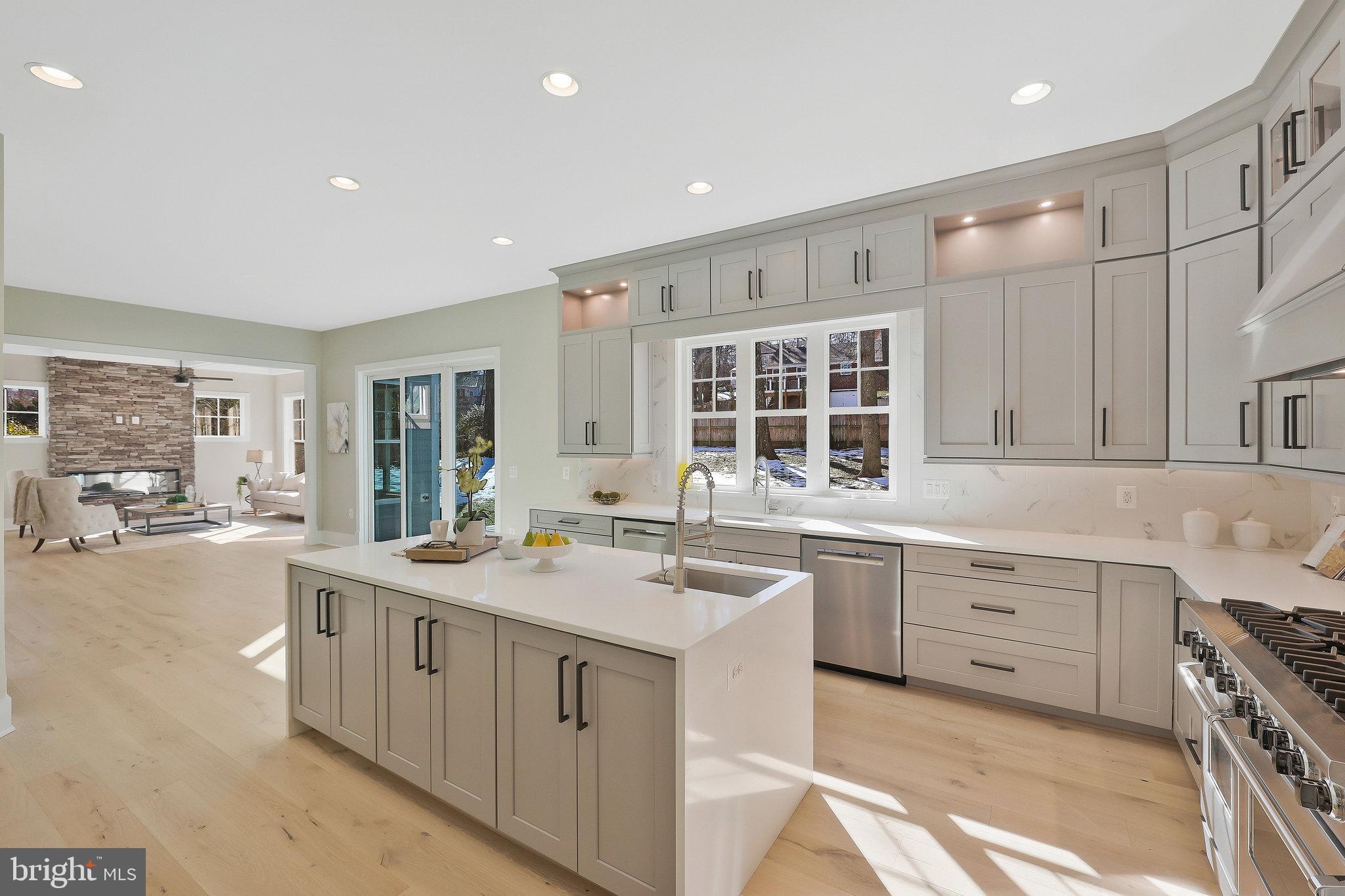 POPLAR HEIGHTS - Residential