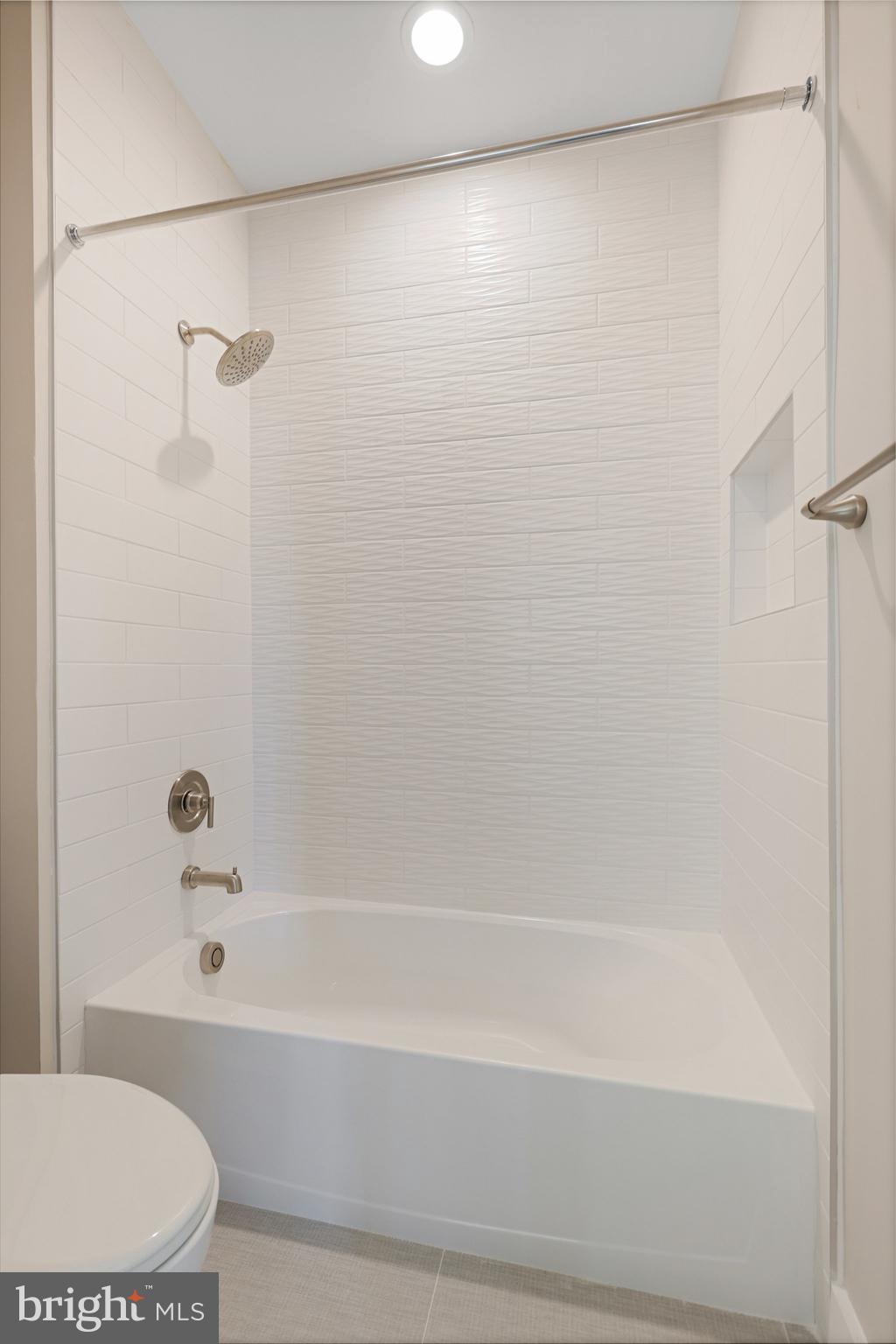 POPLAR HEIGHTS - Residential