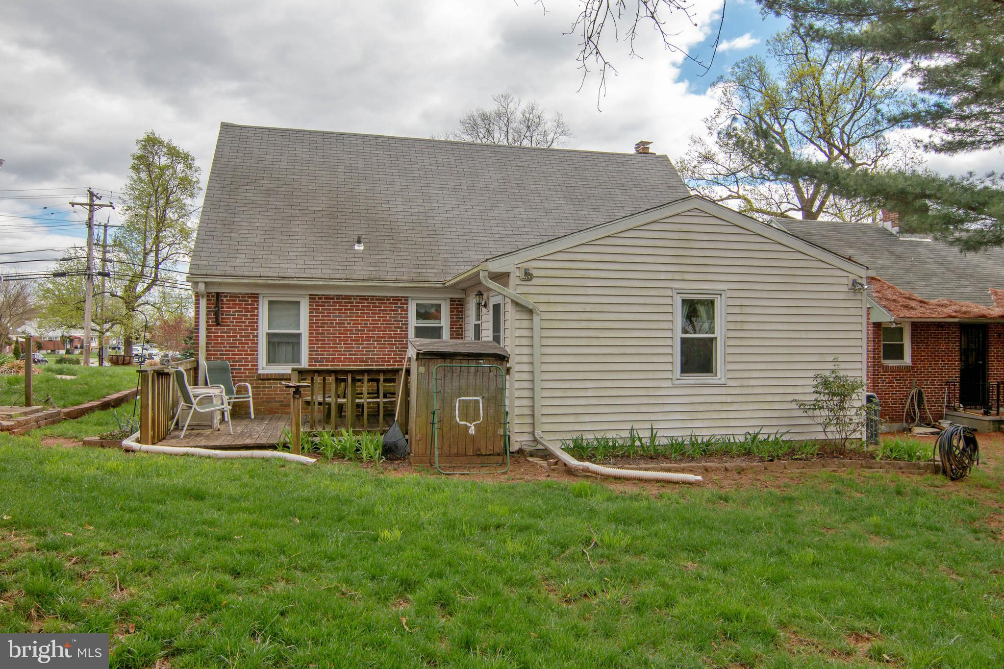 PIKESVILLE - Residential