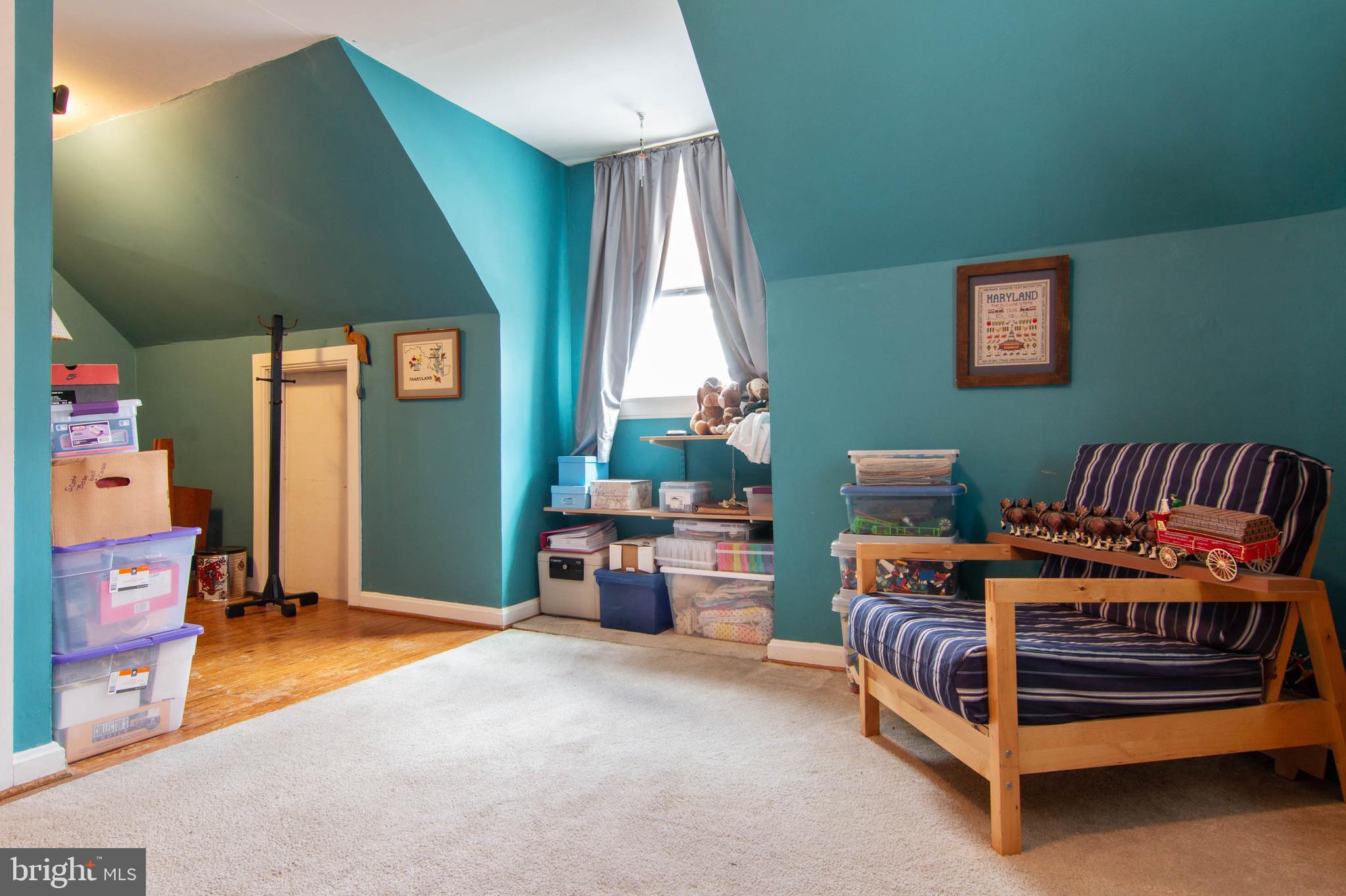 PIKESVILLE - Residential