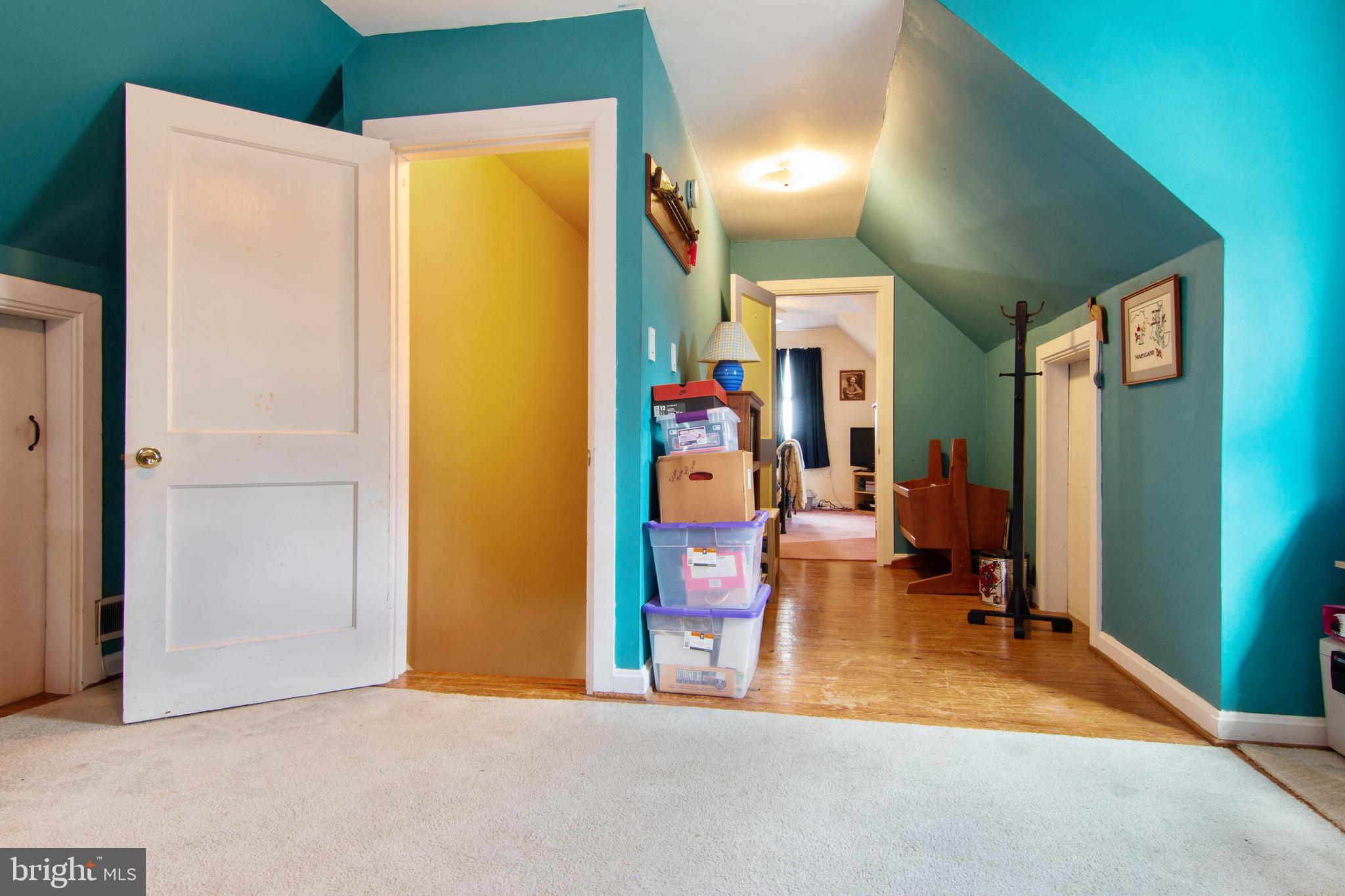 PIKESVILLE - Residential