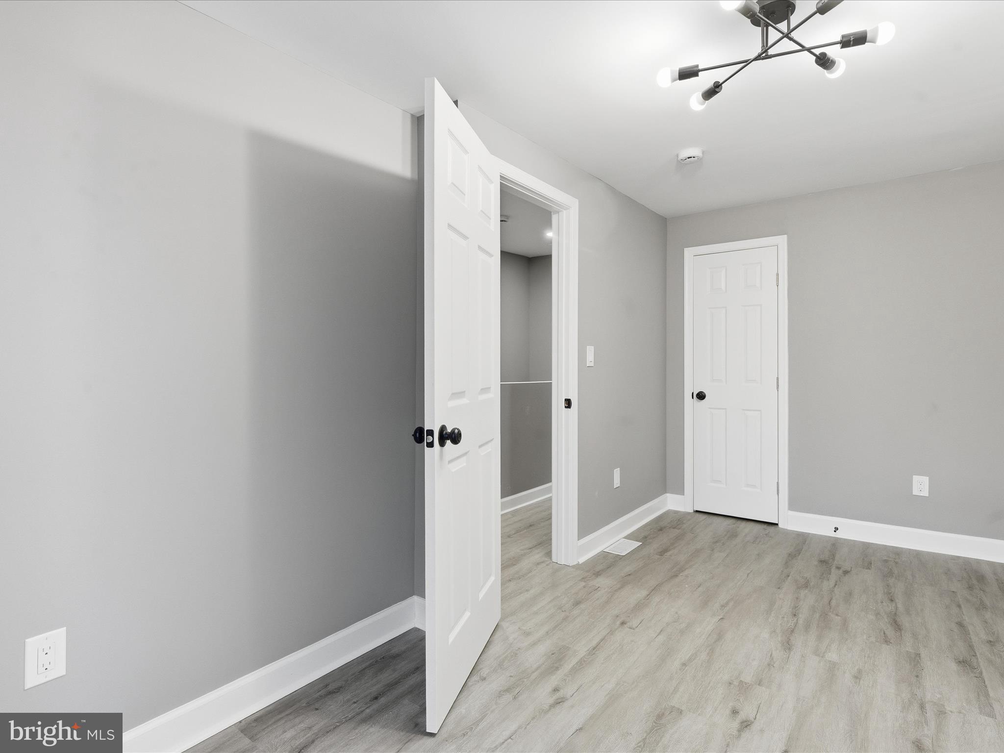 SHIPLEY HILL - Residential