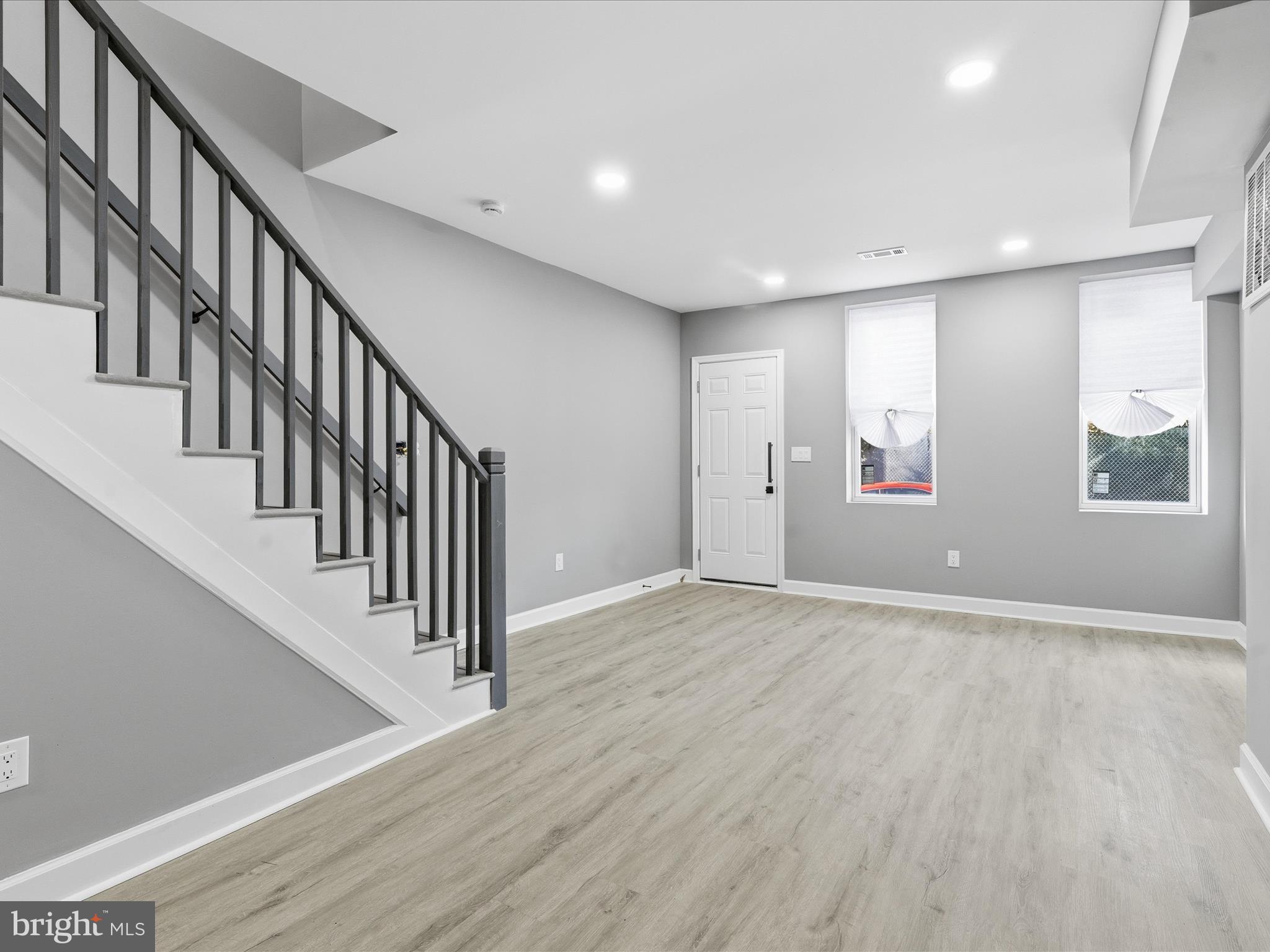 SHIPLEY HILL - Residential