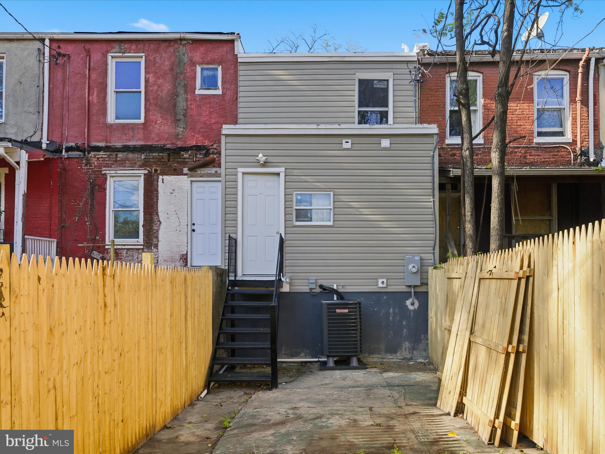 SHIPLEY HILL - Residential