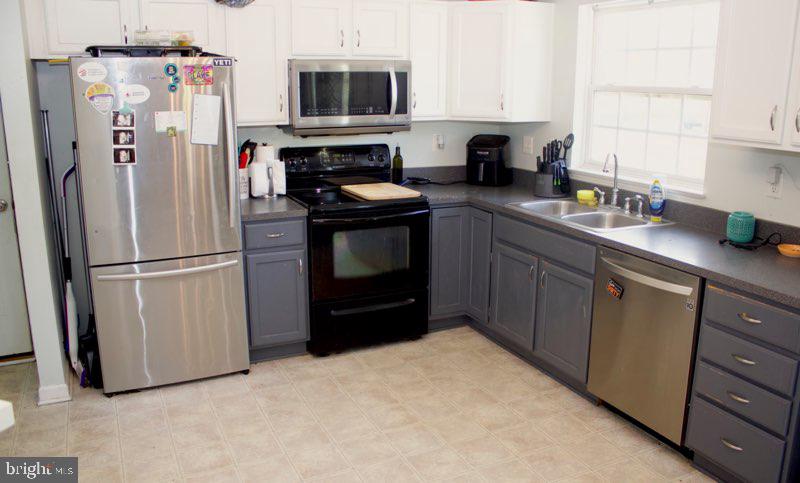 COVENTRY FARMS - Residential