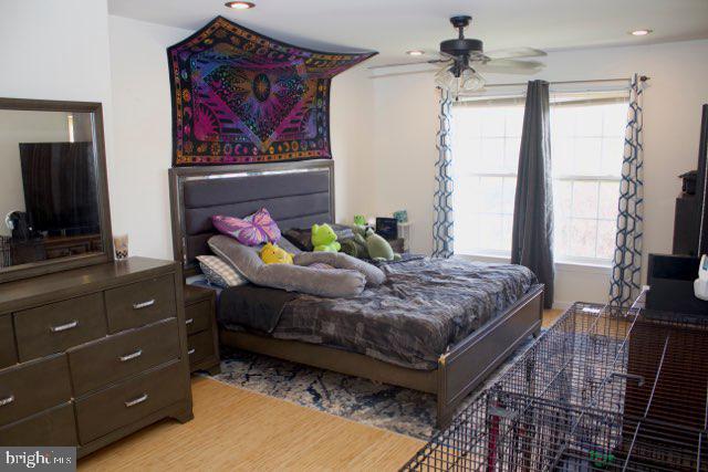 COVENTRY FARMS - Residential