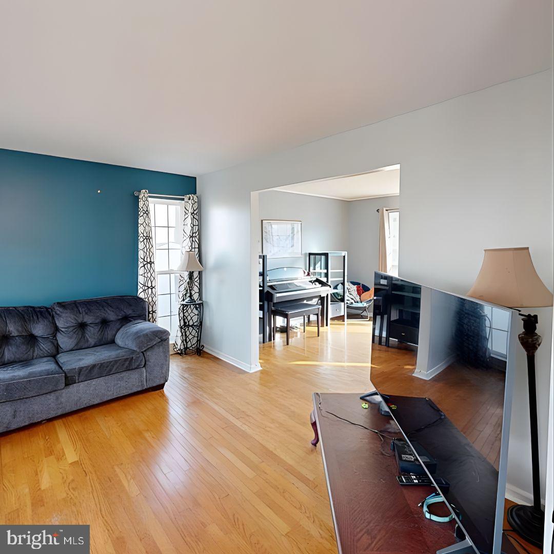 COVENTRY FARMS - Residential