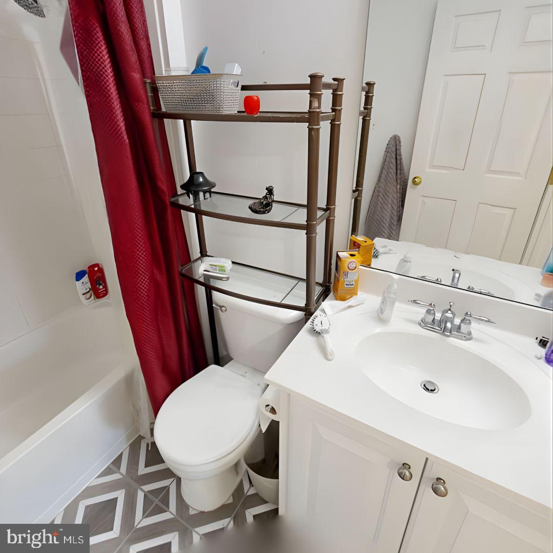 COVENTRY FARMS - Residential