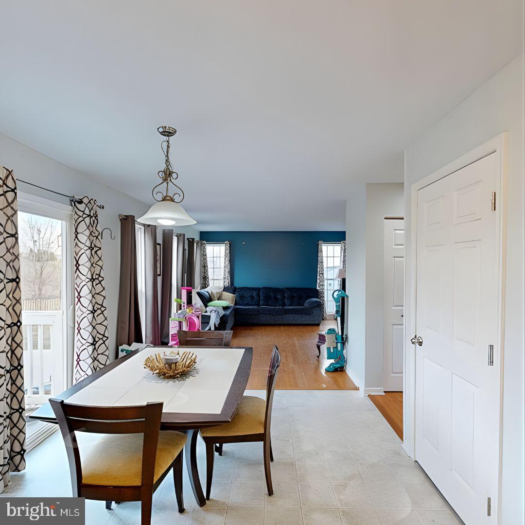 COVENTRY FARMS - Residential