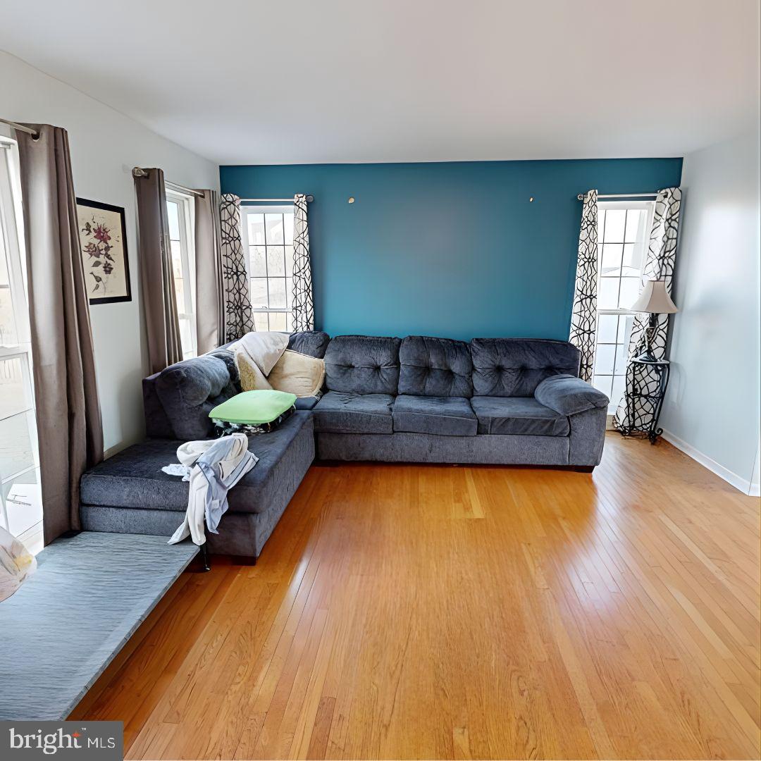 COVENTRY FARMS - Residential