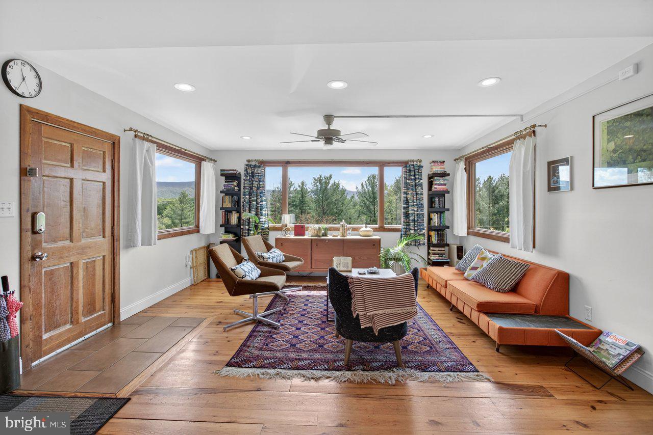 6261 S PAGE VALLEY ROAD