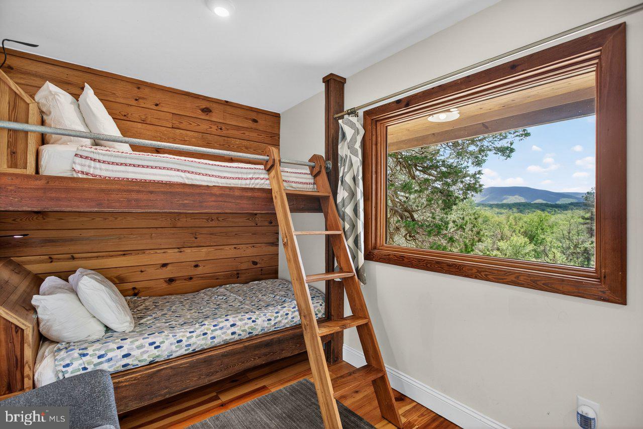 PAGE VALLEY ESTATES - Residential