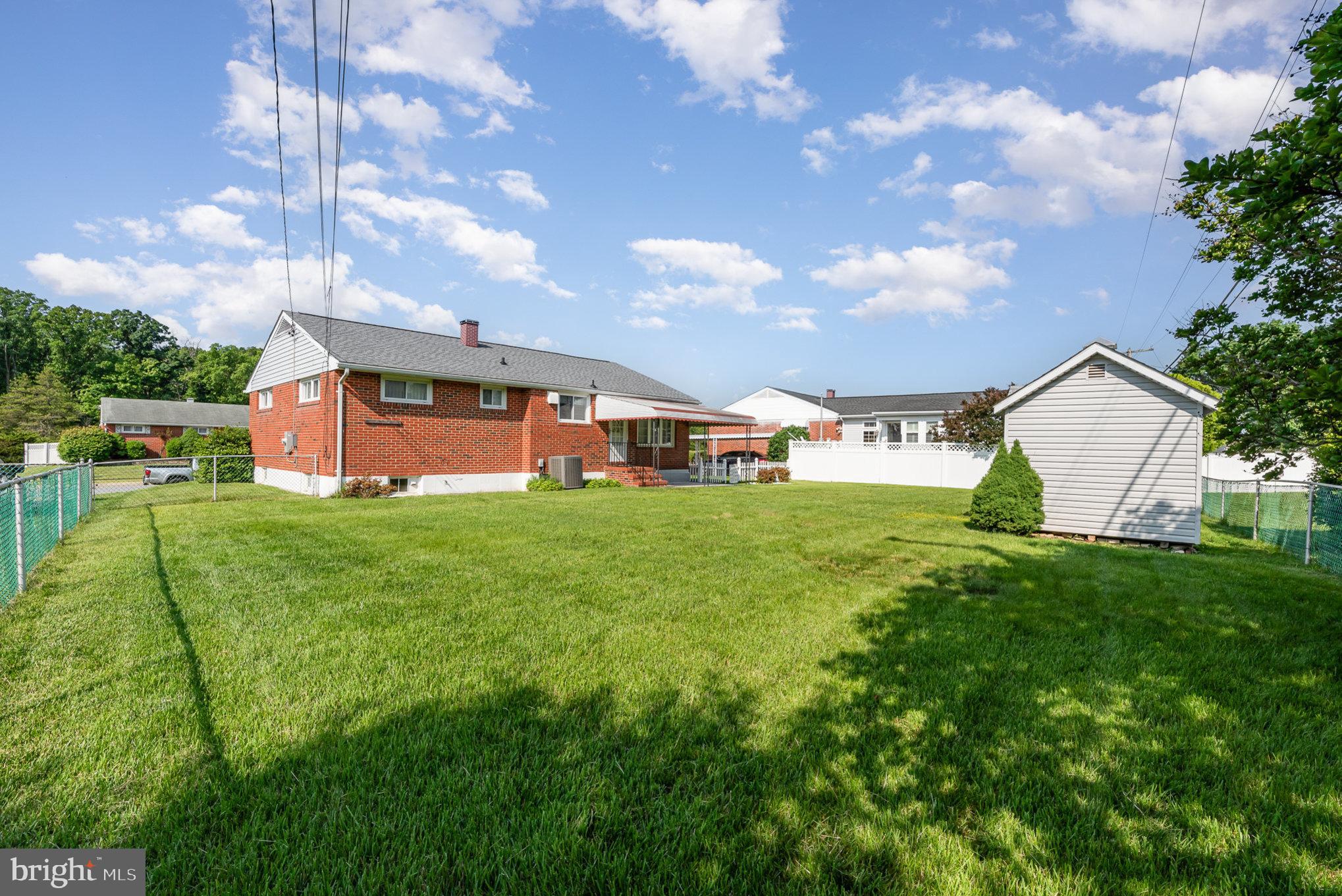 WEYBURN PARK - Residential