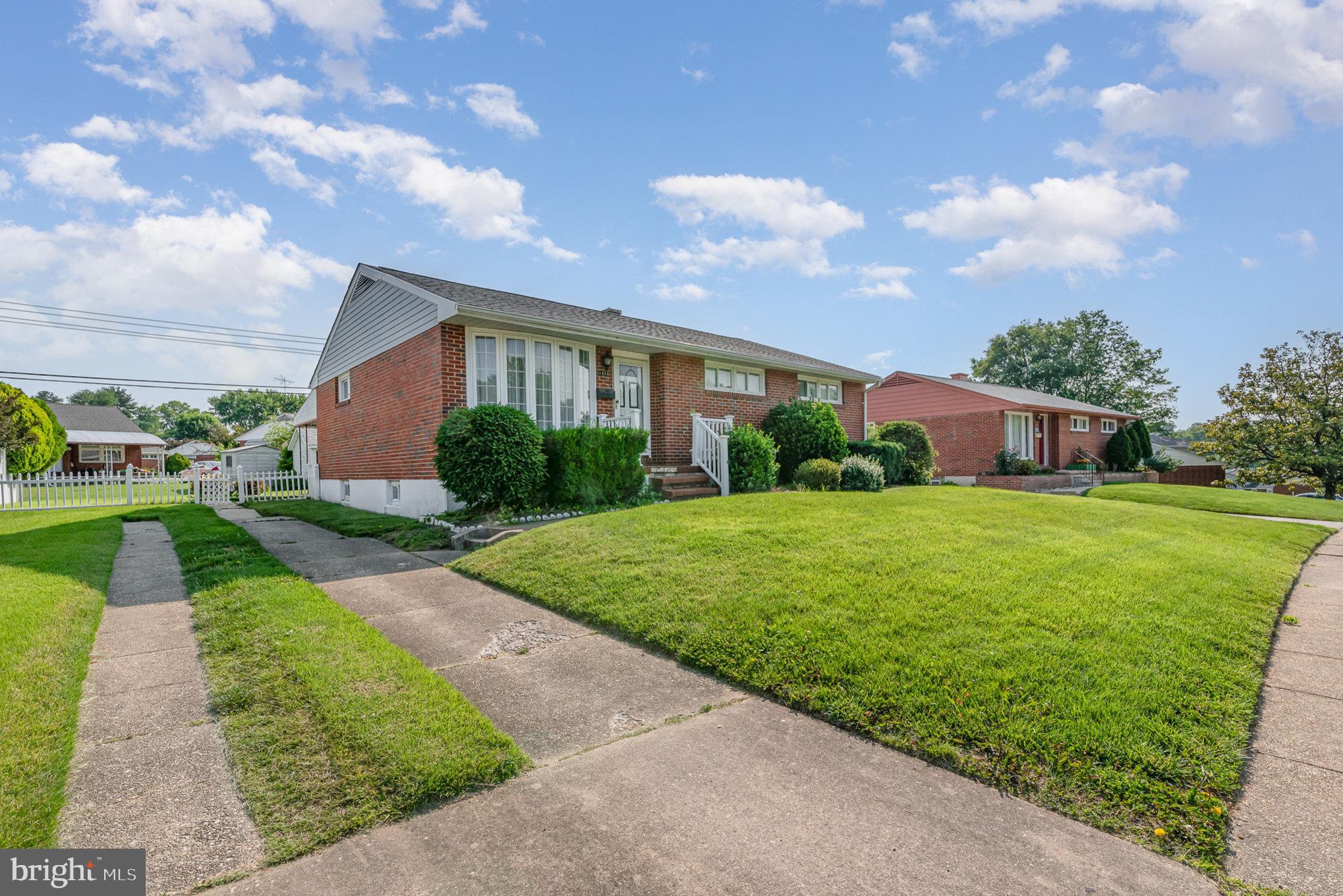WEYBURN PARK - Residential