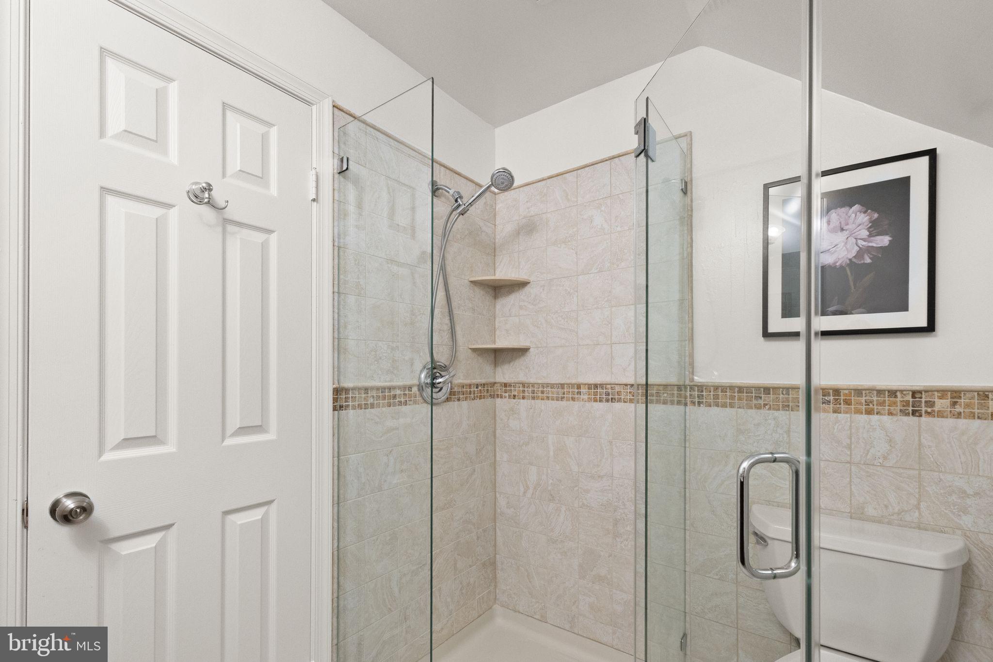 LAKE DEVEREUX - Residential