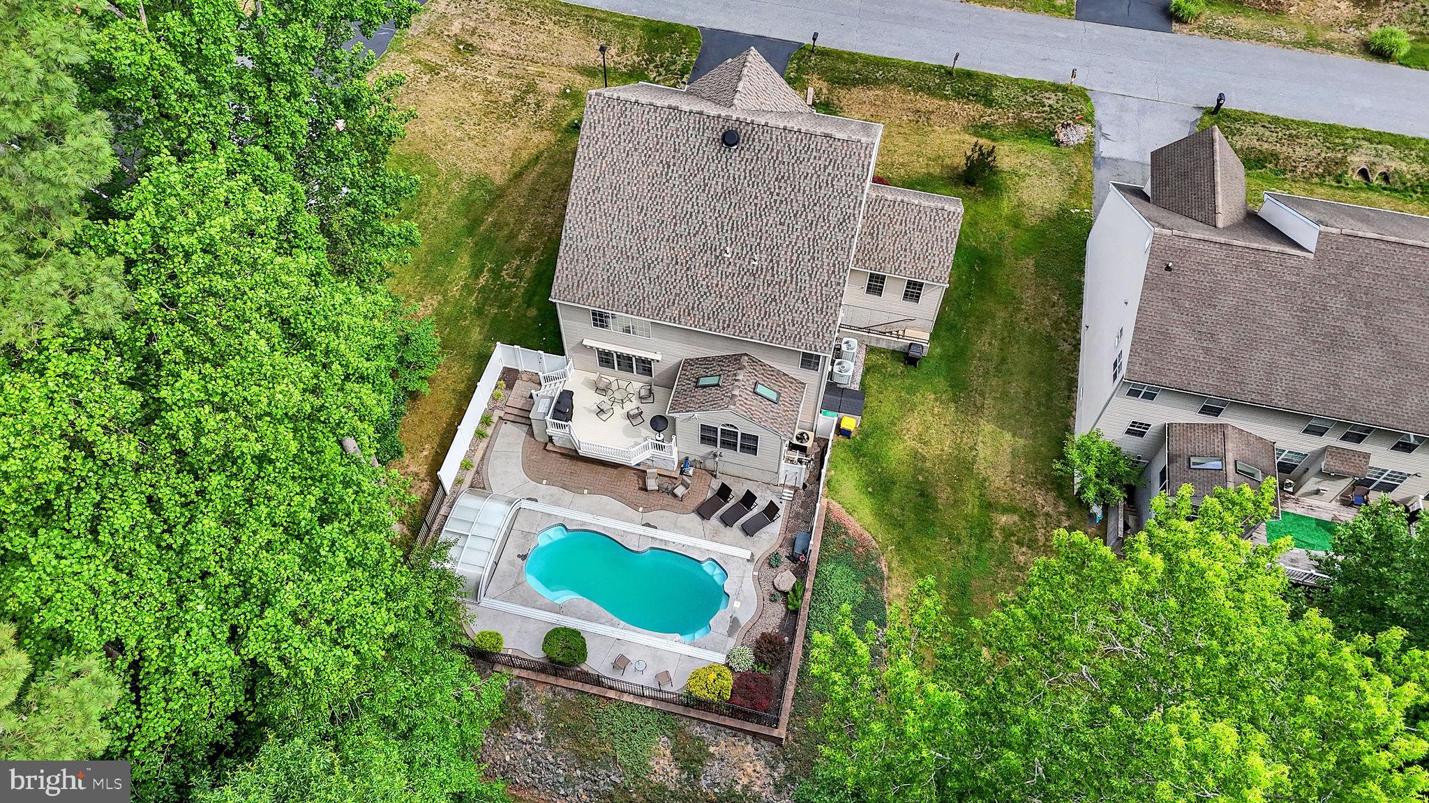 128 ALBACORE DRIVE