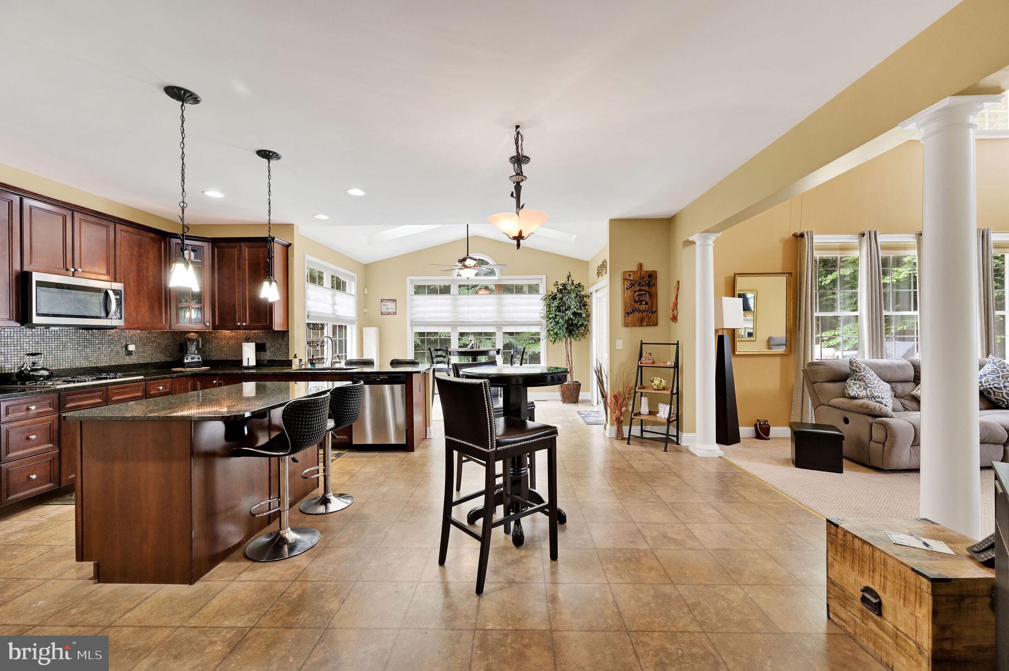 128 ALBACORE DRIVE