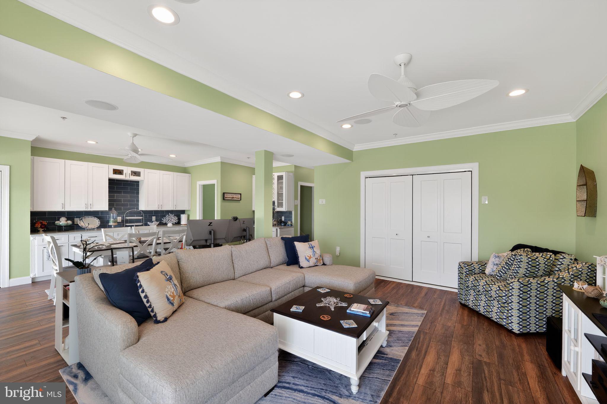BOWLEYS QUARTERS - Residential